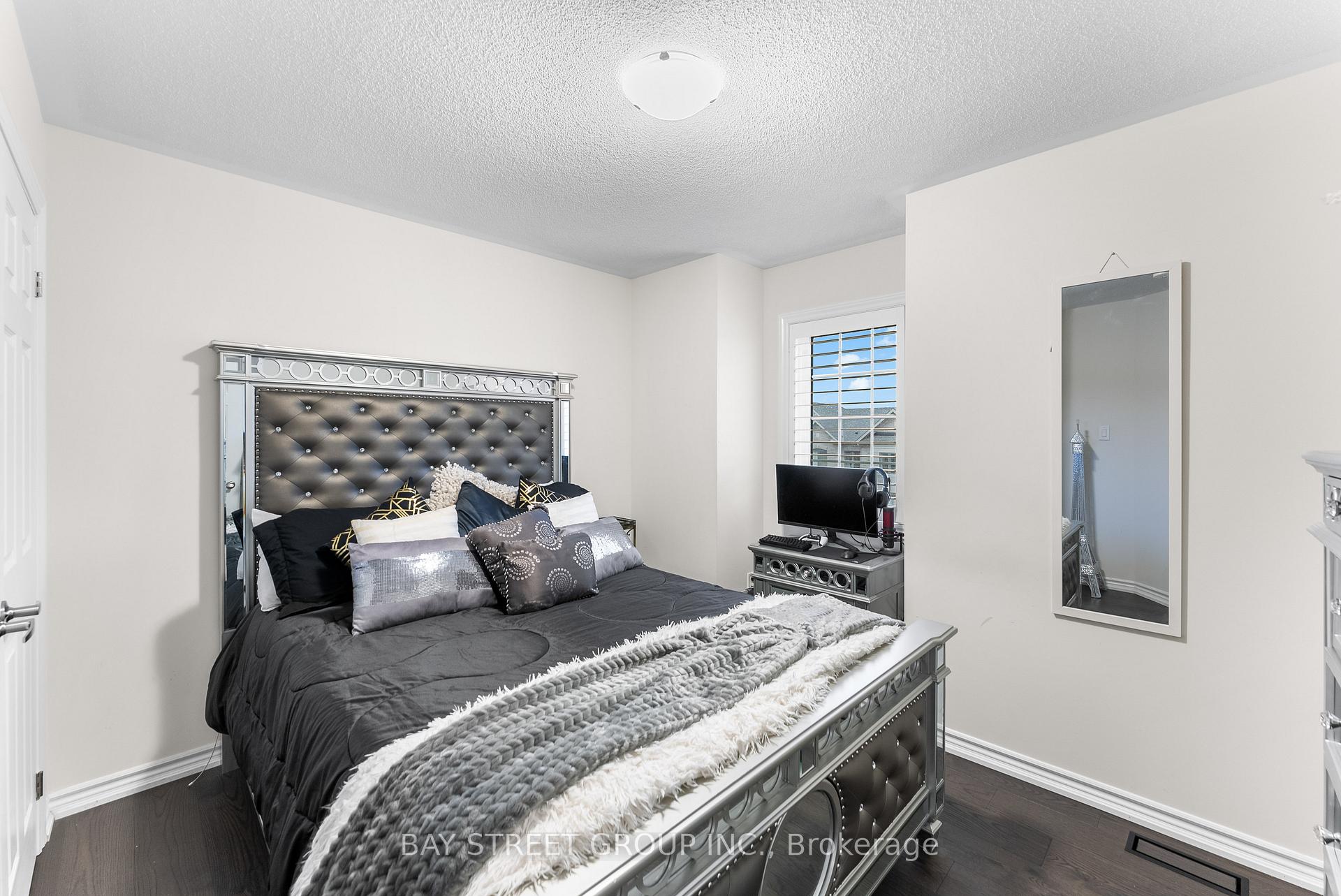 Photo 32 of 310 Coronation Road, Whitby, Rural Whitby — HOMEH