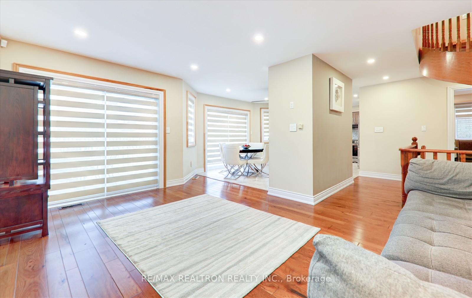 Photo 10 of 2240 Webster Boulevard, Innisfil, Alcona — HOMEH