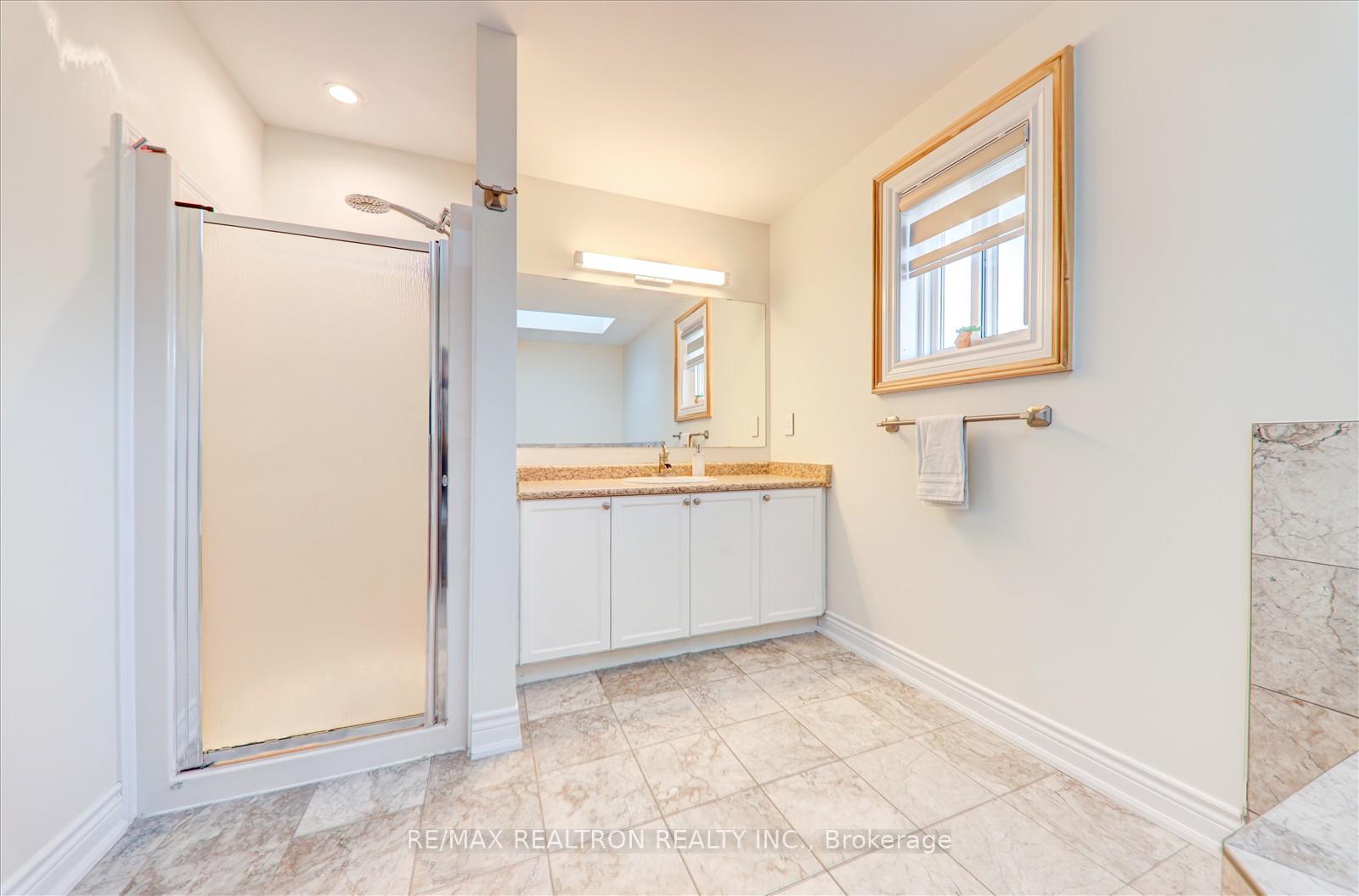 Photo 23 of 2240 Webster Boulevard, Innisfil, Alcona — HOMEH