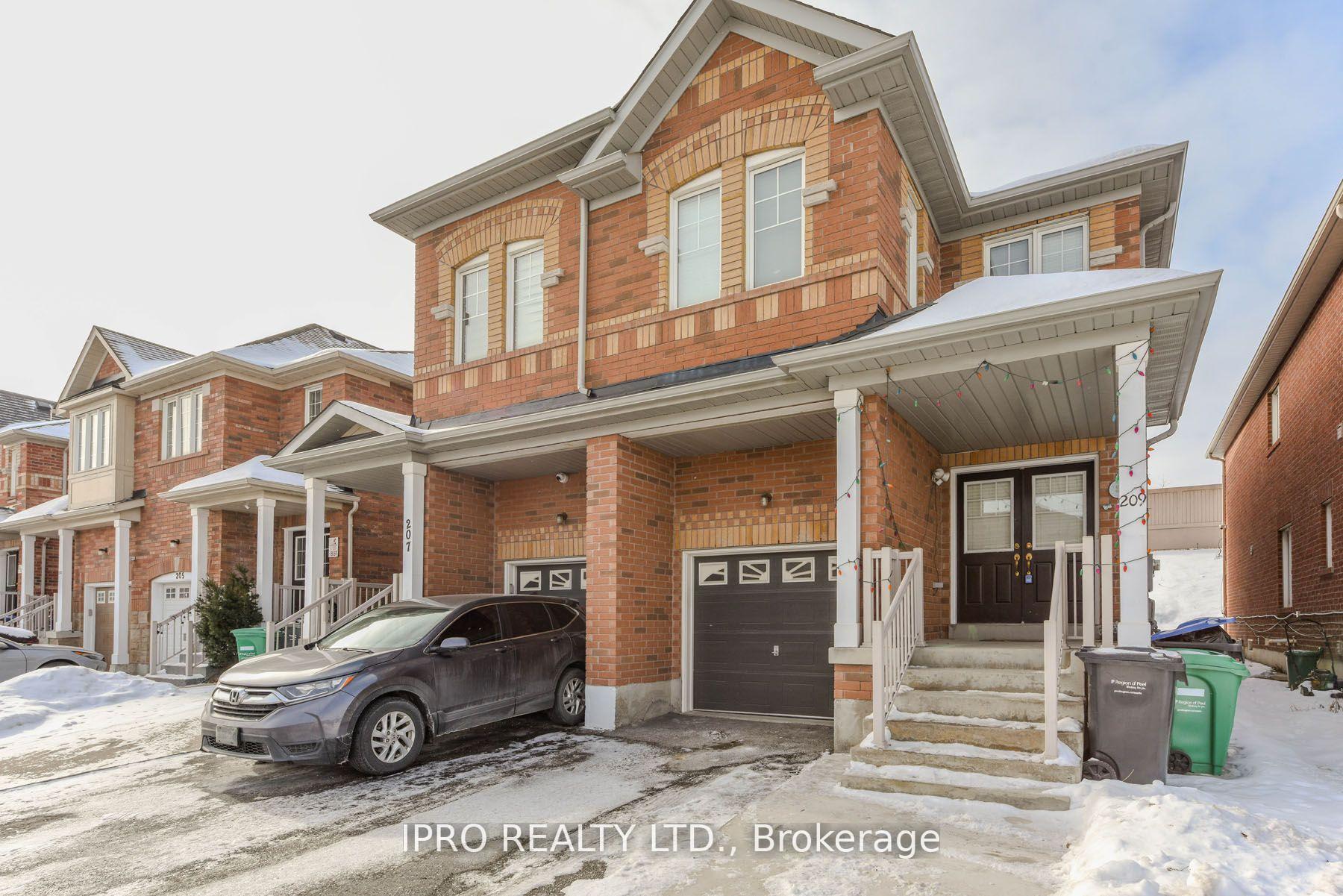 Photo 3 of 209 Checkerberry Crescent, Brampton, Sandringham-Wellington — HOMEH