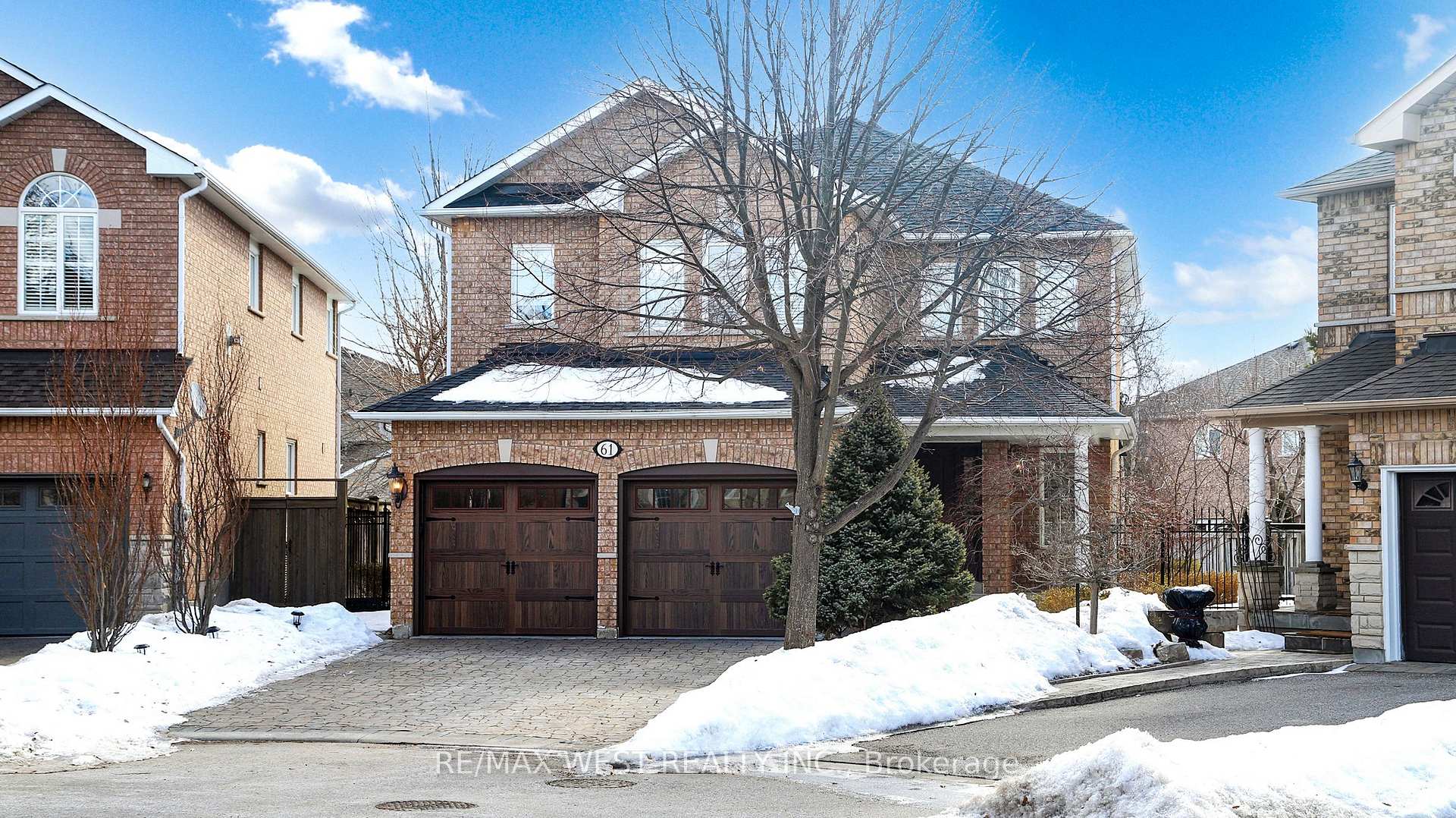 Front of 61 Sgotto Boulevard