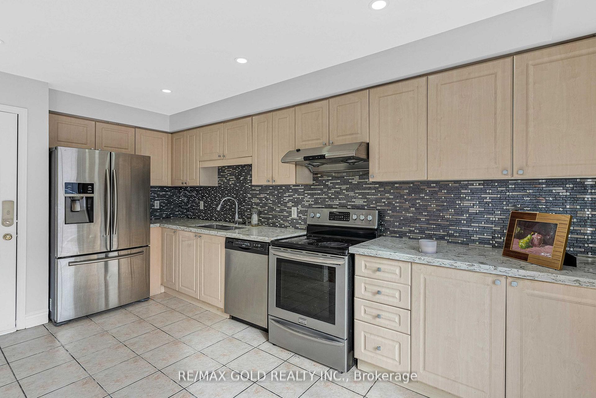Photo 9 of 37 Keats Terrace, Brampton, Fletcher's Meadow — HOMEH