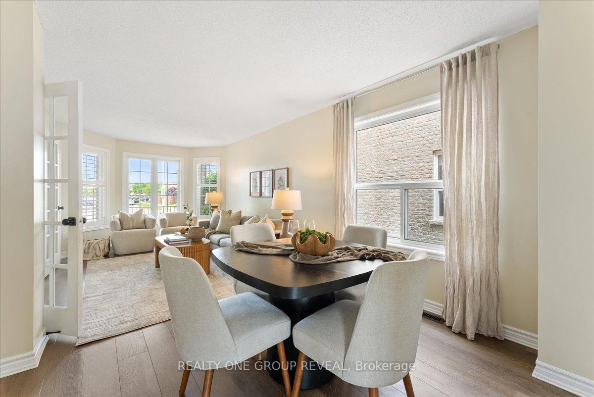 Photo 9 of 125 Dean Avenue, Barrie, Painswick South — HOMEH