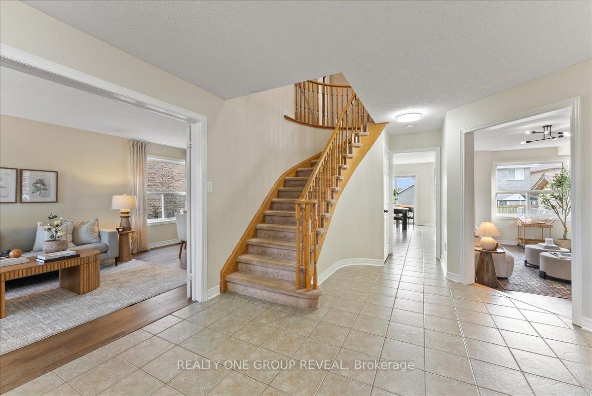 Photo 22 of 125 Dean Avenue, Barrie, Painswick South — HOMEH