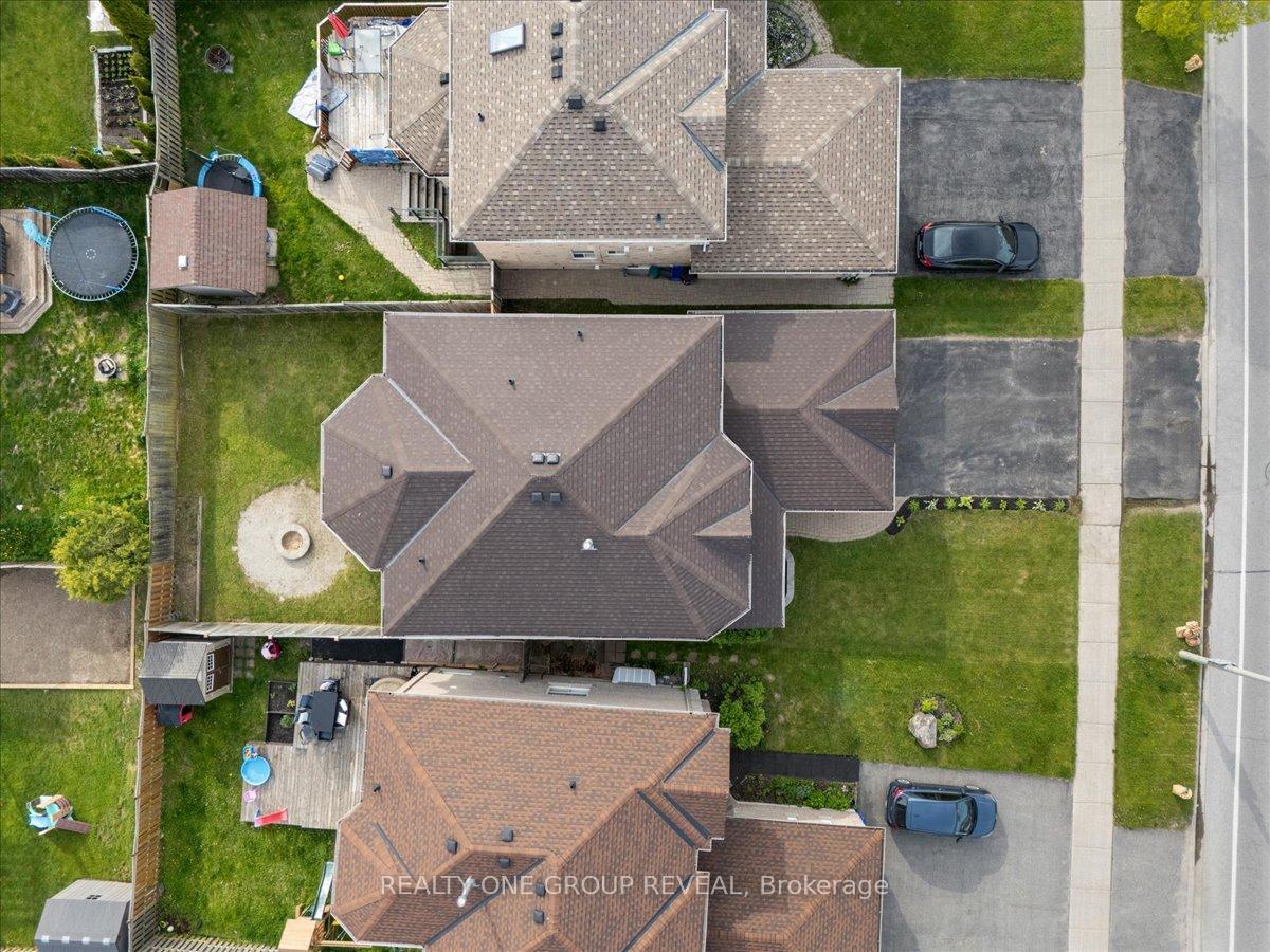 Photo 38 of 125 Dean Avenue, Barrie, Painswick South — HOMEH