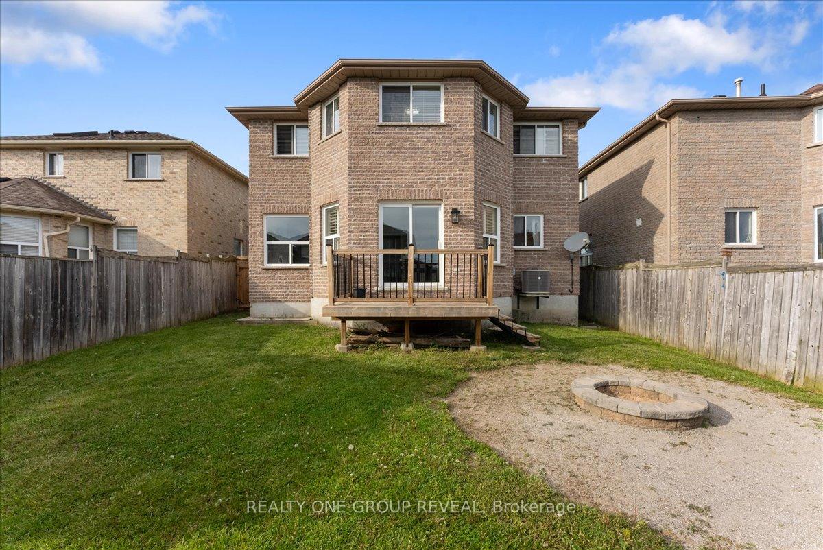 Photo 41 of 125 Dean Avenue, Barrie, Painswick South — HOMEH