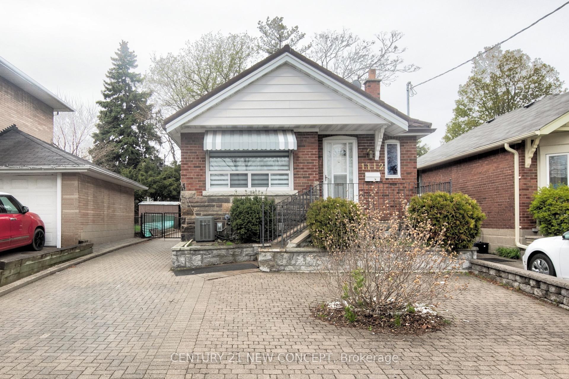 Front of 1112 Greenwood Avenue