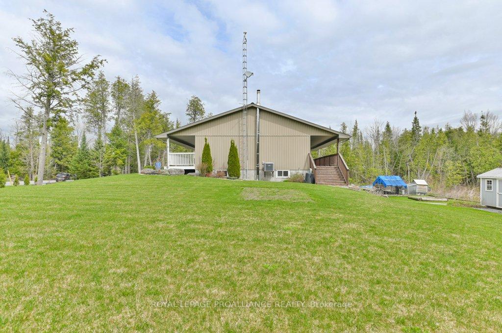 Photo 26 of 1554 Shannon Road, Tyendinaga, Tyendinaga Township — HOMEH