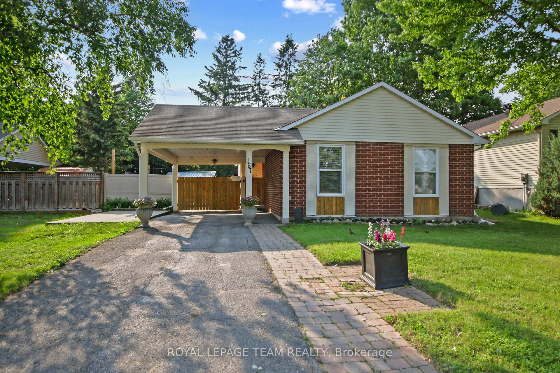 Front of 167 Abbeyhill Drive