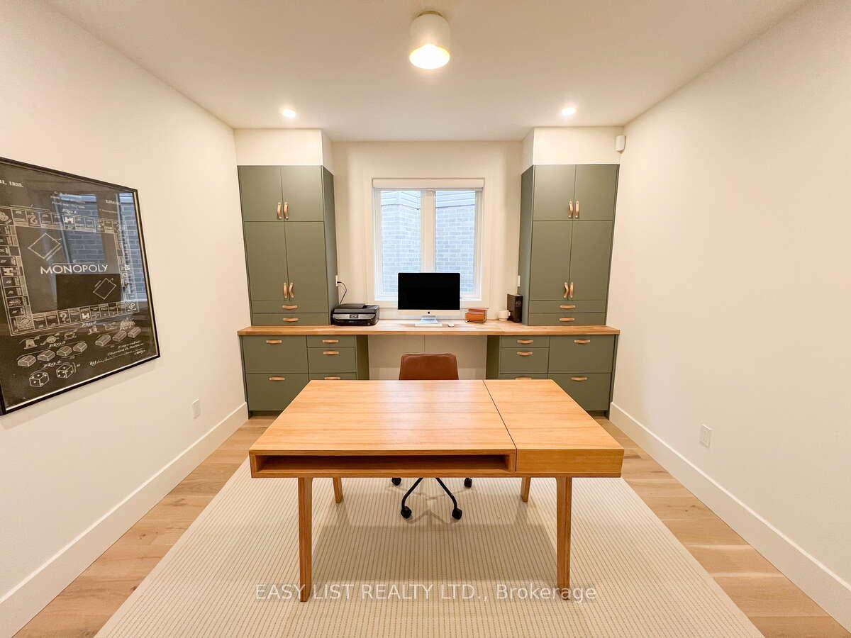 Photo 13 of 38 McIntyre Court, Guelph, Pineridge/Westminster Woods — HOMEH