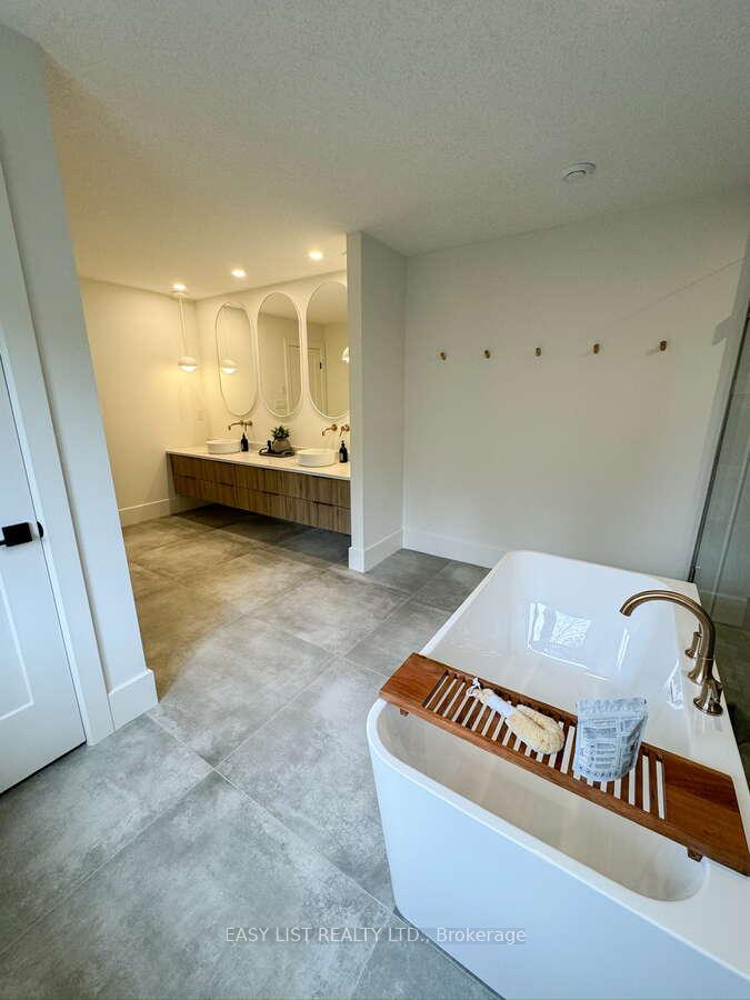 Photo 26 of 38 McIntyre Court, Guelph, Pineridge/Westminster Woods — HOMEH
