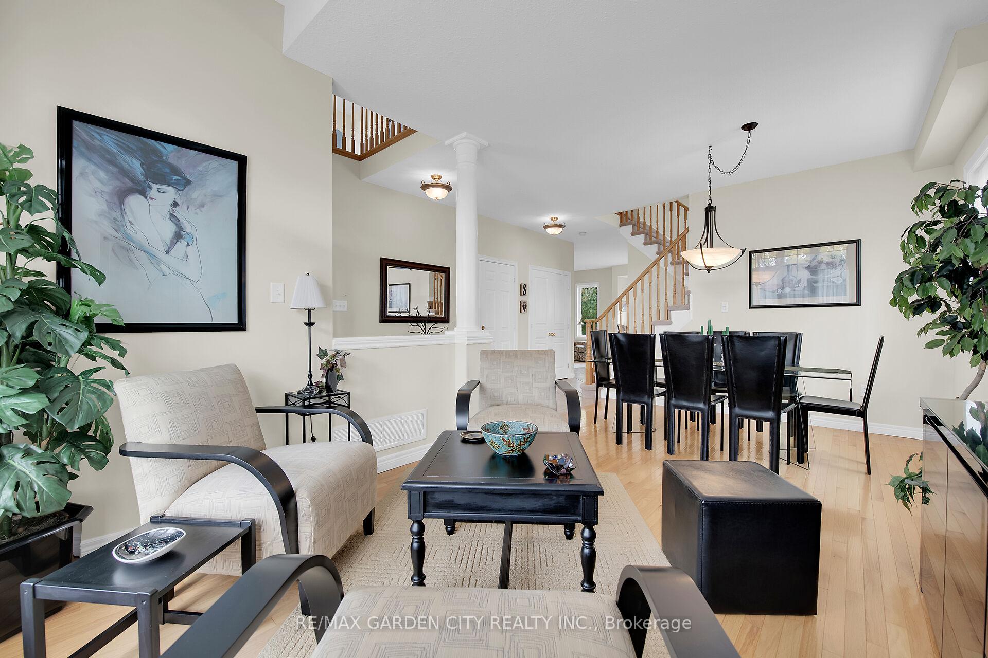 Photo 7 of 24 Jeanette Avenue, Grimsby, Grimsby Beach — HOMEH