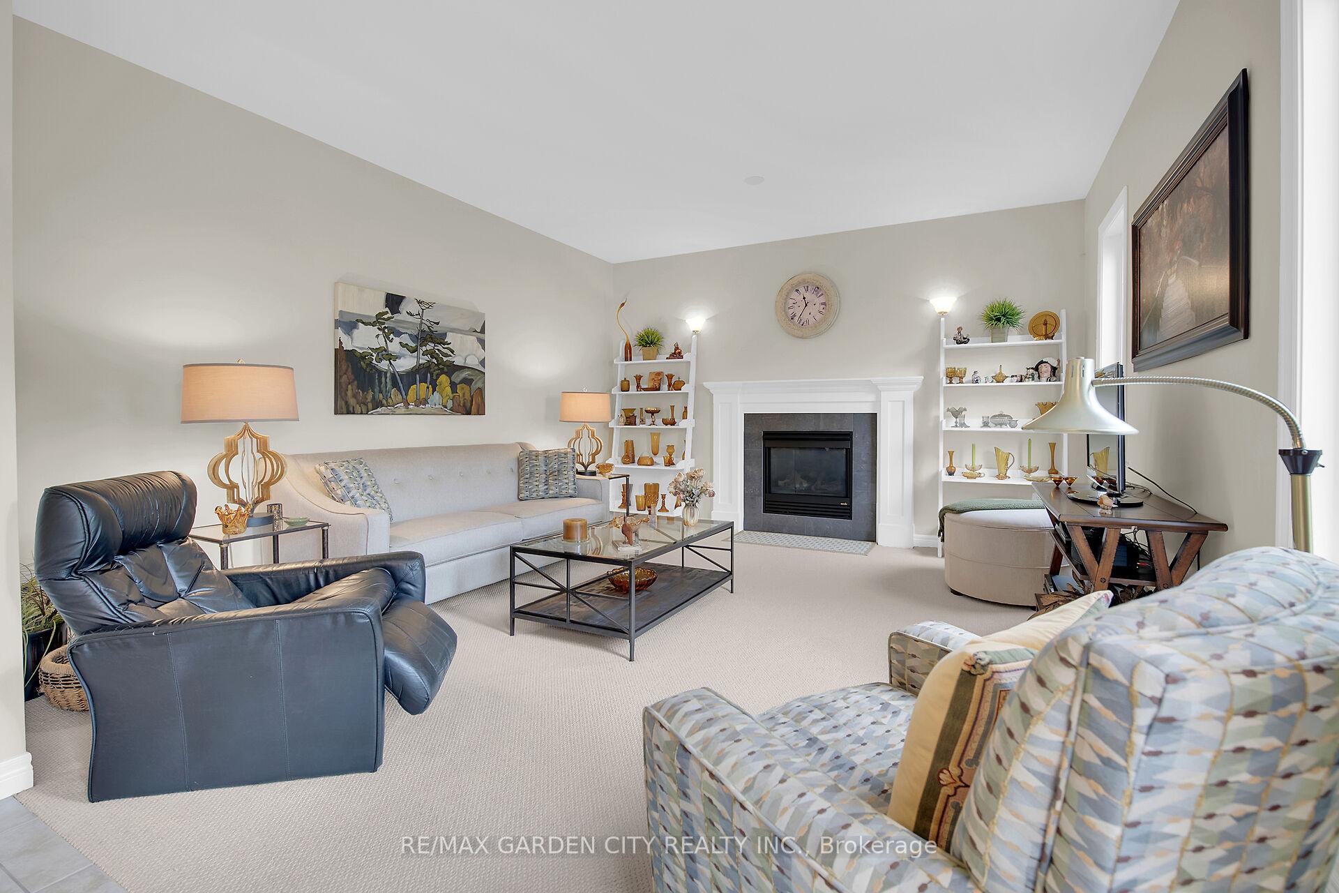 Photo 8 of 24 Jeanette Avenue, Grimsby, Grimsby Beach — HOMEH