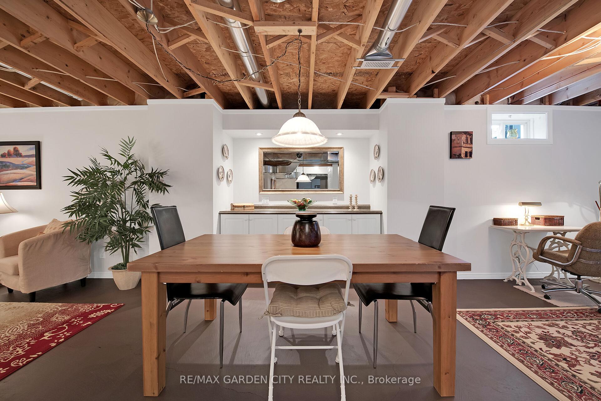 Photo 23 of 24 Jeanette Avenue, Grimsby, Grimsby Beach — HOMEH