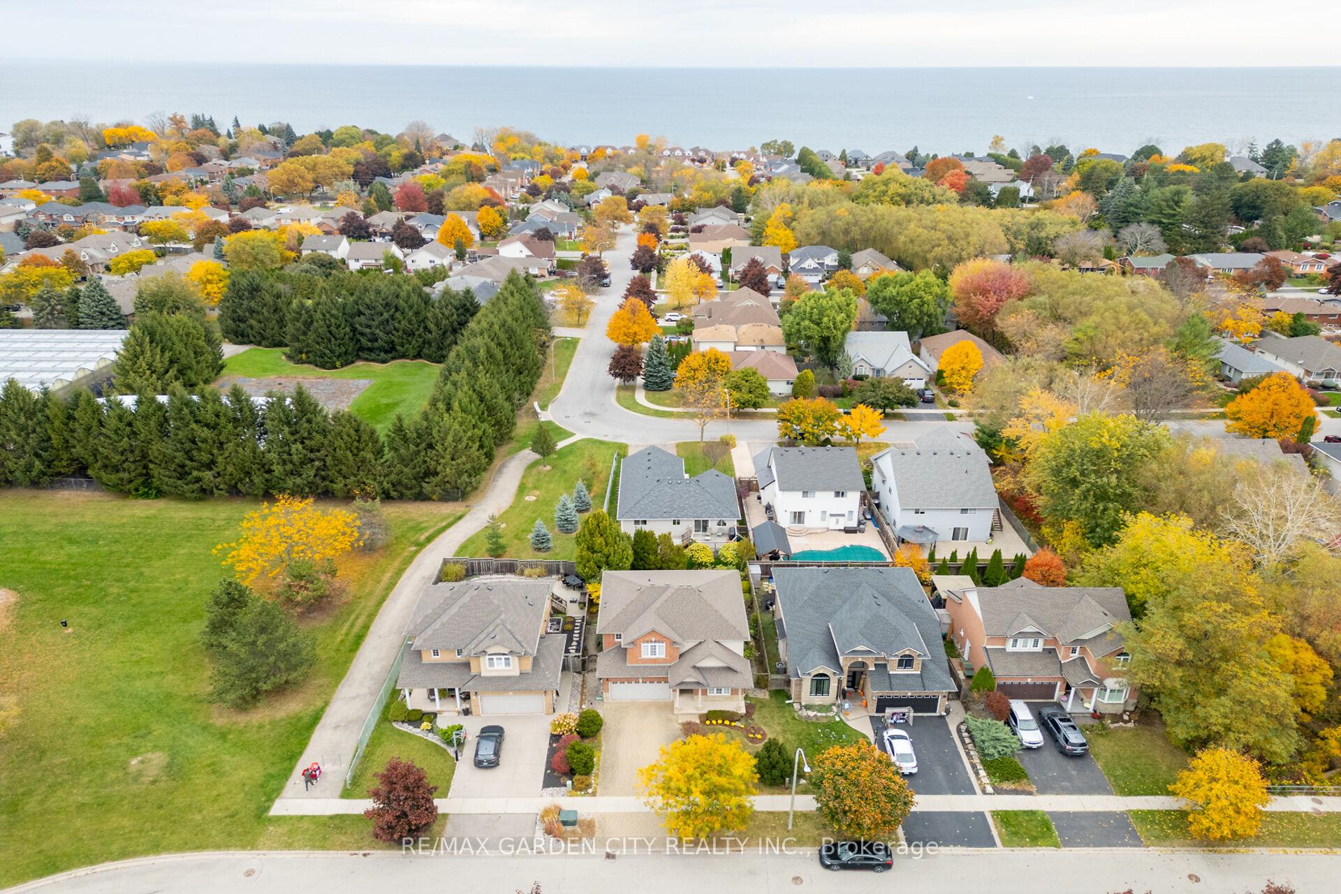 Photo 32 of 24 Jeanette Avenue, Grimsby, Grimsby Beach — HOMEH