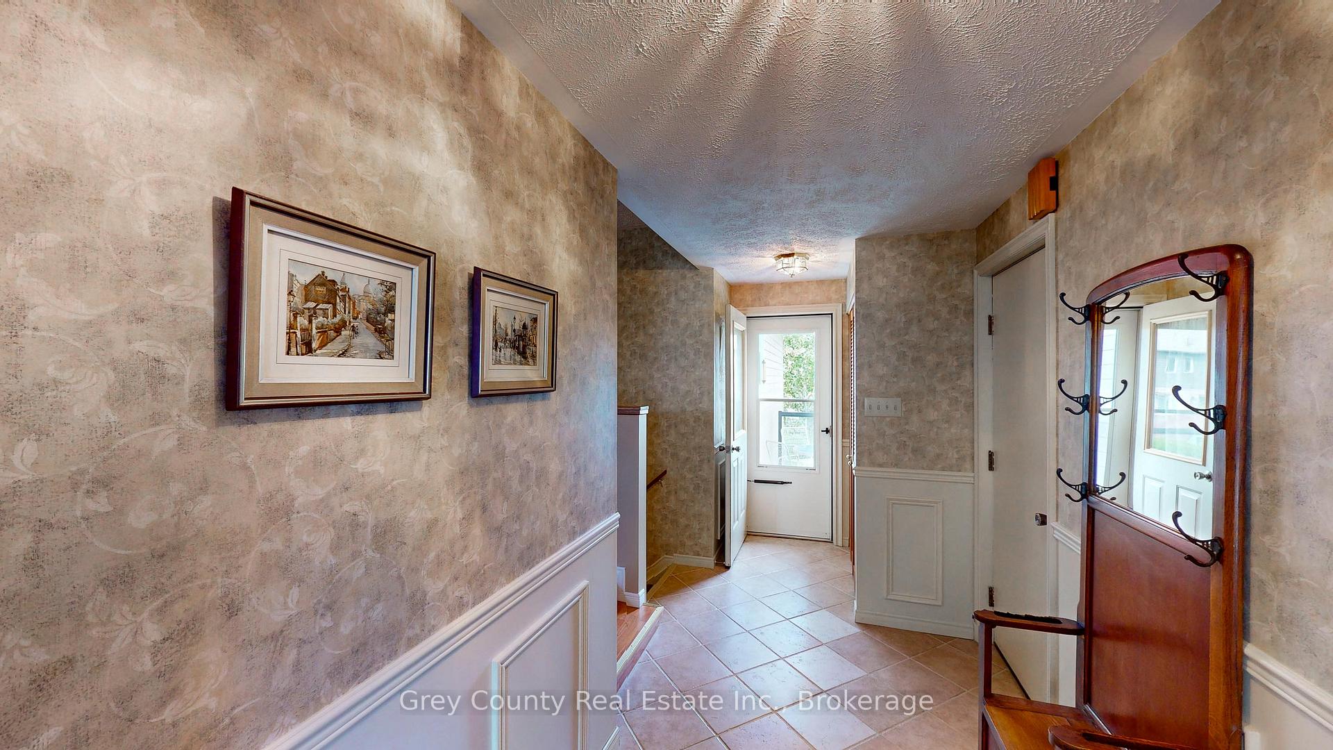 Photo 7 of 63 Grayview Drive, Grey Highlands — HOMEH