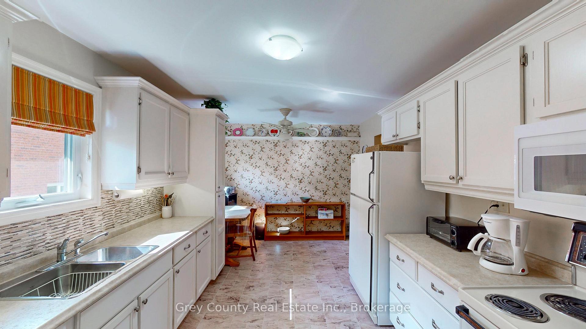 Photo 17 of 63 Grayview Drive, Grey Highlands — HOMEH
