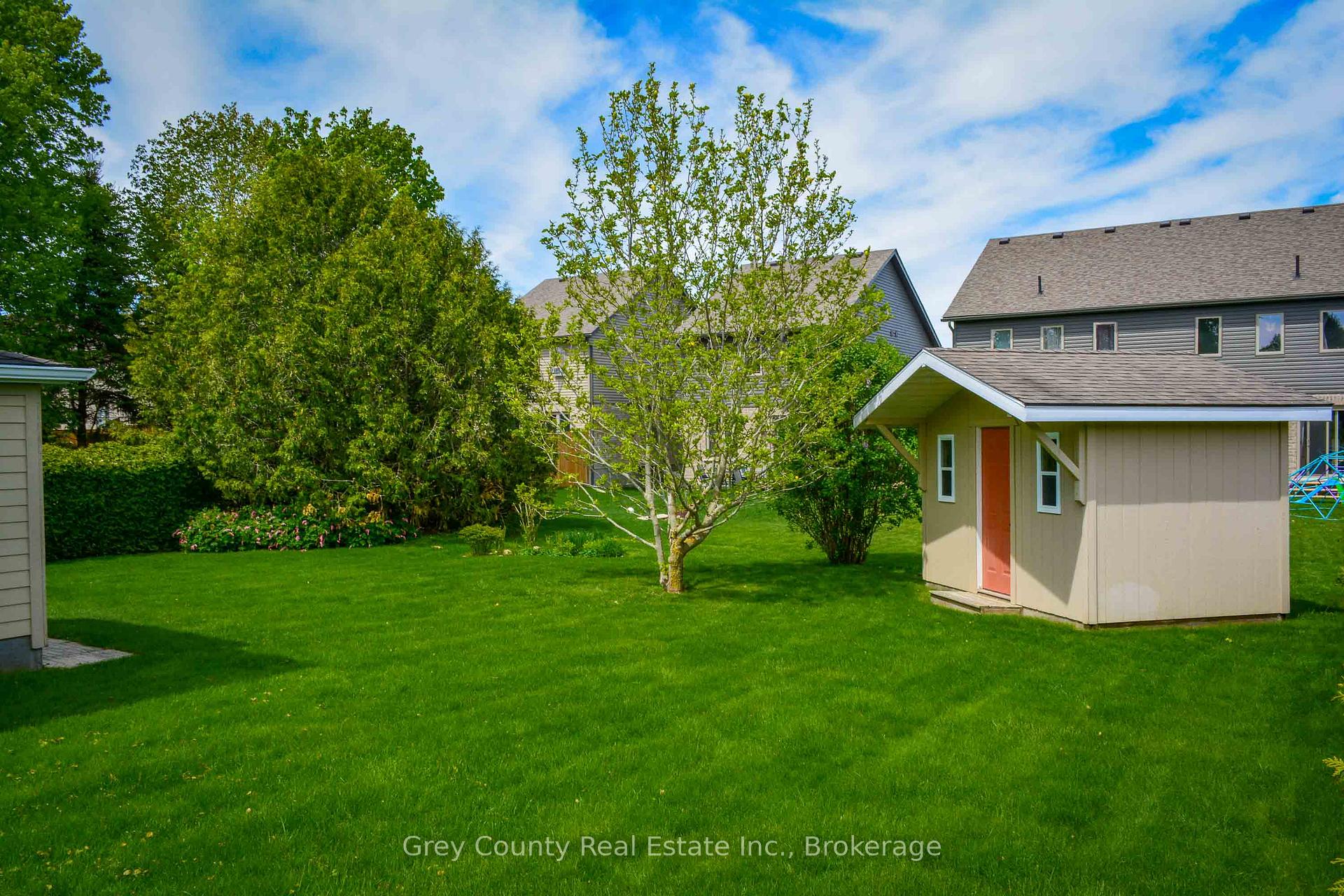 Photo 41 of 63 Grayview Drive, Grey Highlands — HOMEH