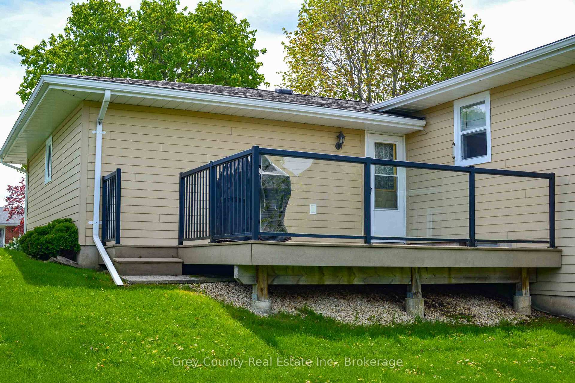 Photo 42 of 63 Grayview Drive, Grey Highlands — HOMEH