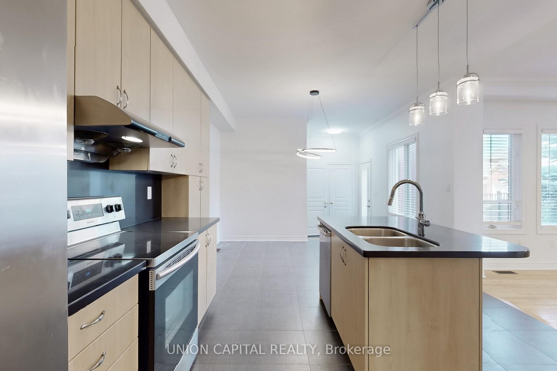 Photo 11 of 28 Rock Garden Street, Markham, Cornell — HOMEH
