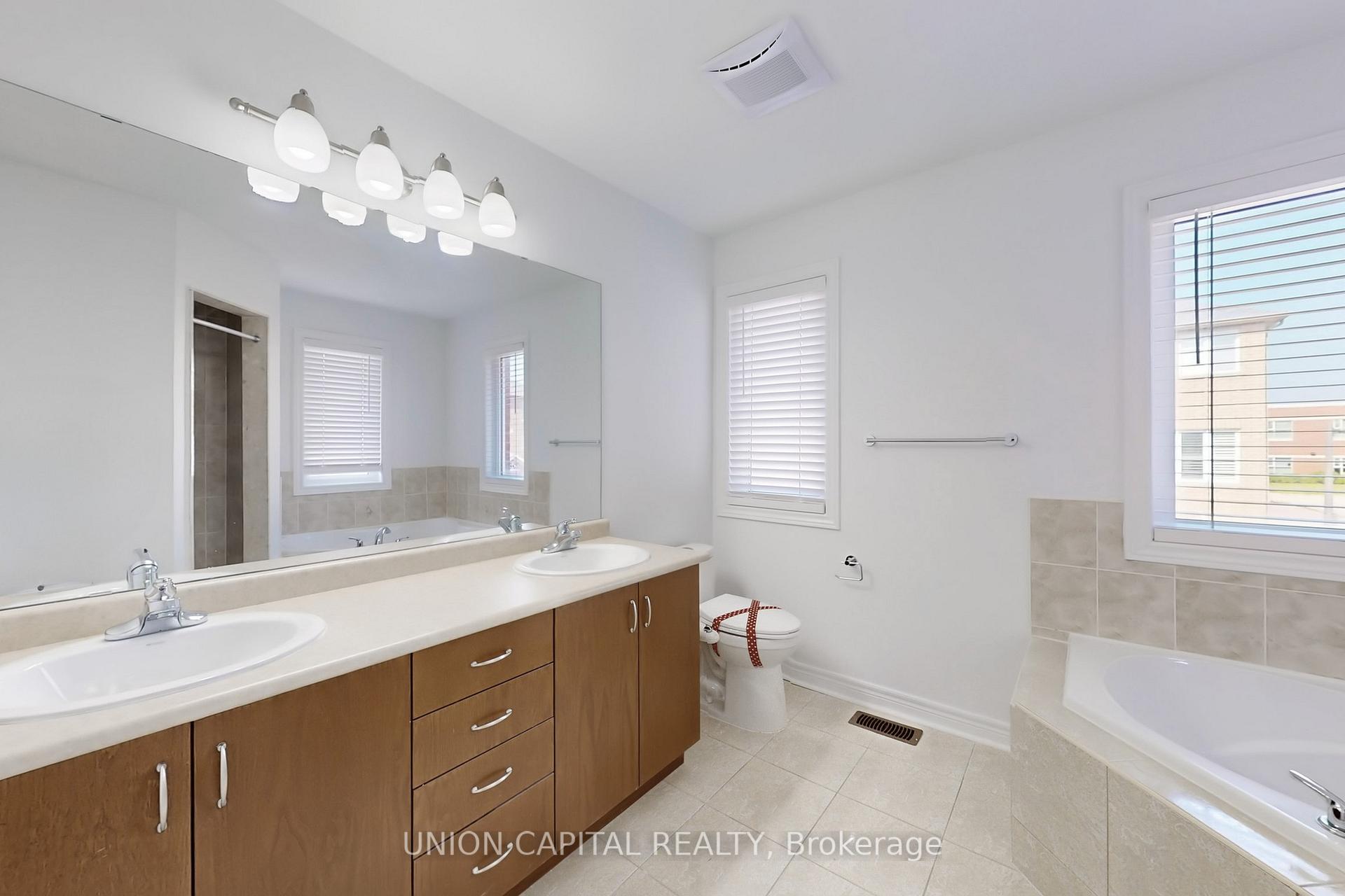 Photo 19 of 28 Rock Garden Street, Markham, Cornell — HOMEH