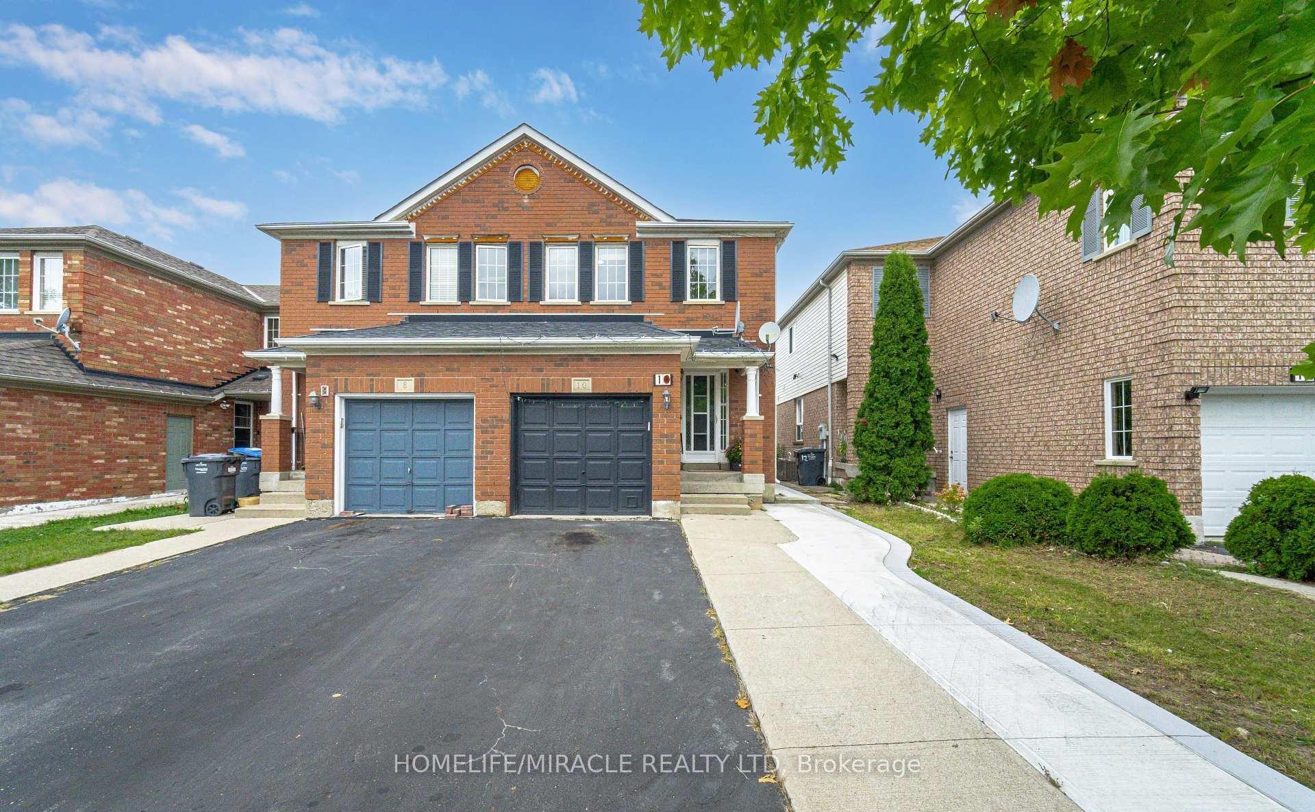 Photo 2 of 10 Hackberry Gate, Brampton, Sandringham-Wellington North — HOMEH