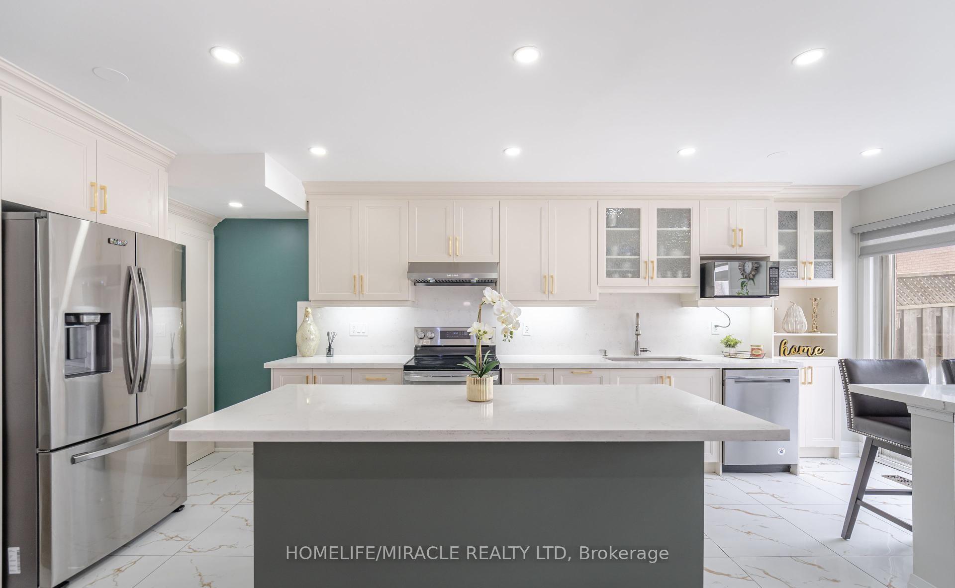 Photo 9 of 10 Hackberry Gate, Brampton, Sandringham-Wellington North — HOMEH