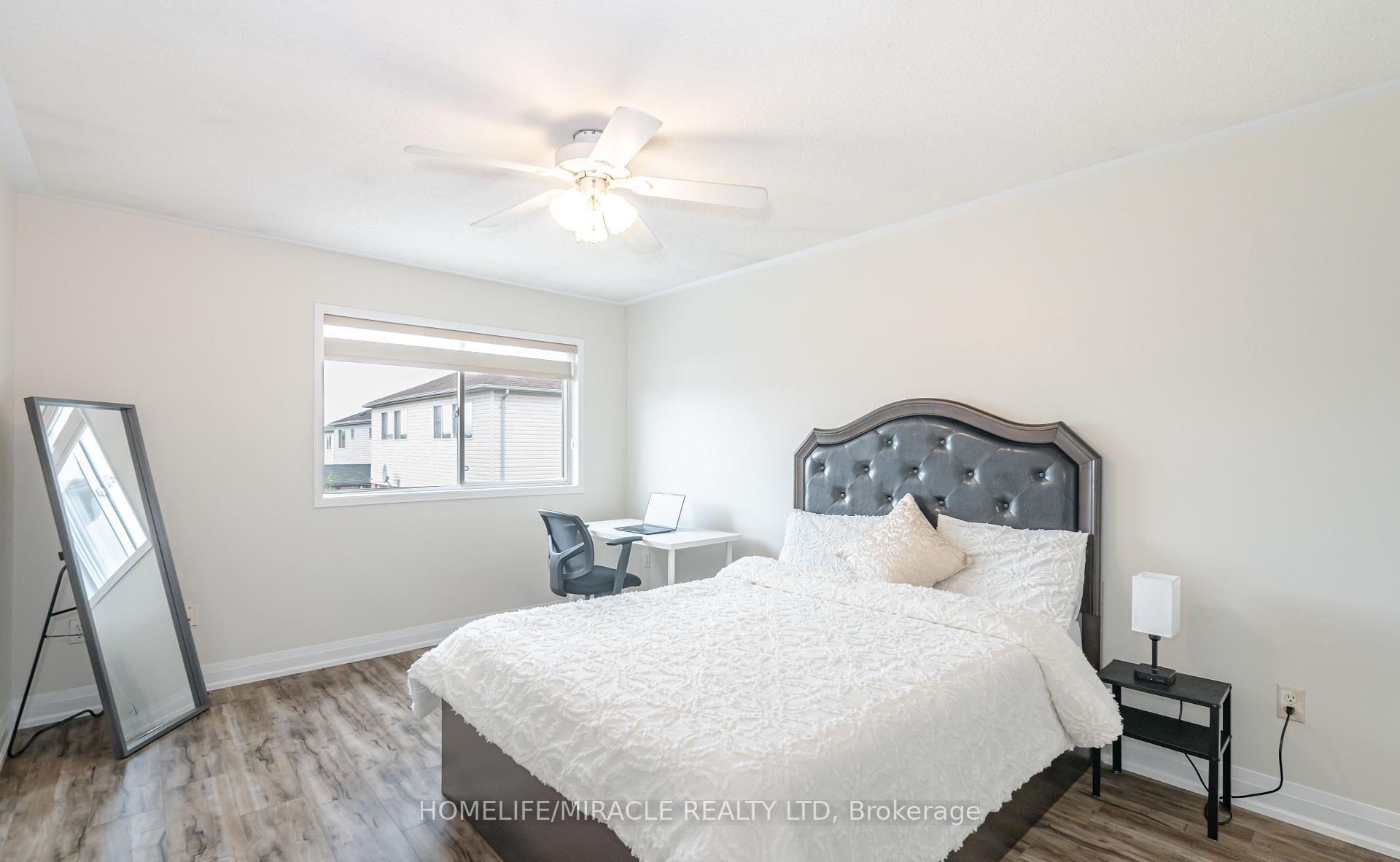 Photo 21 of 10 Hackberry Gate, Brampton, Sandringham-Wellington North — HOMEH