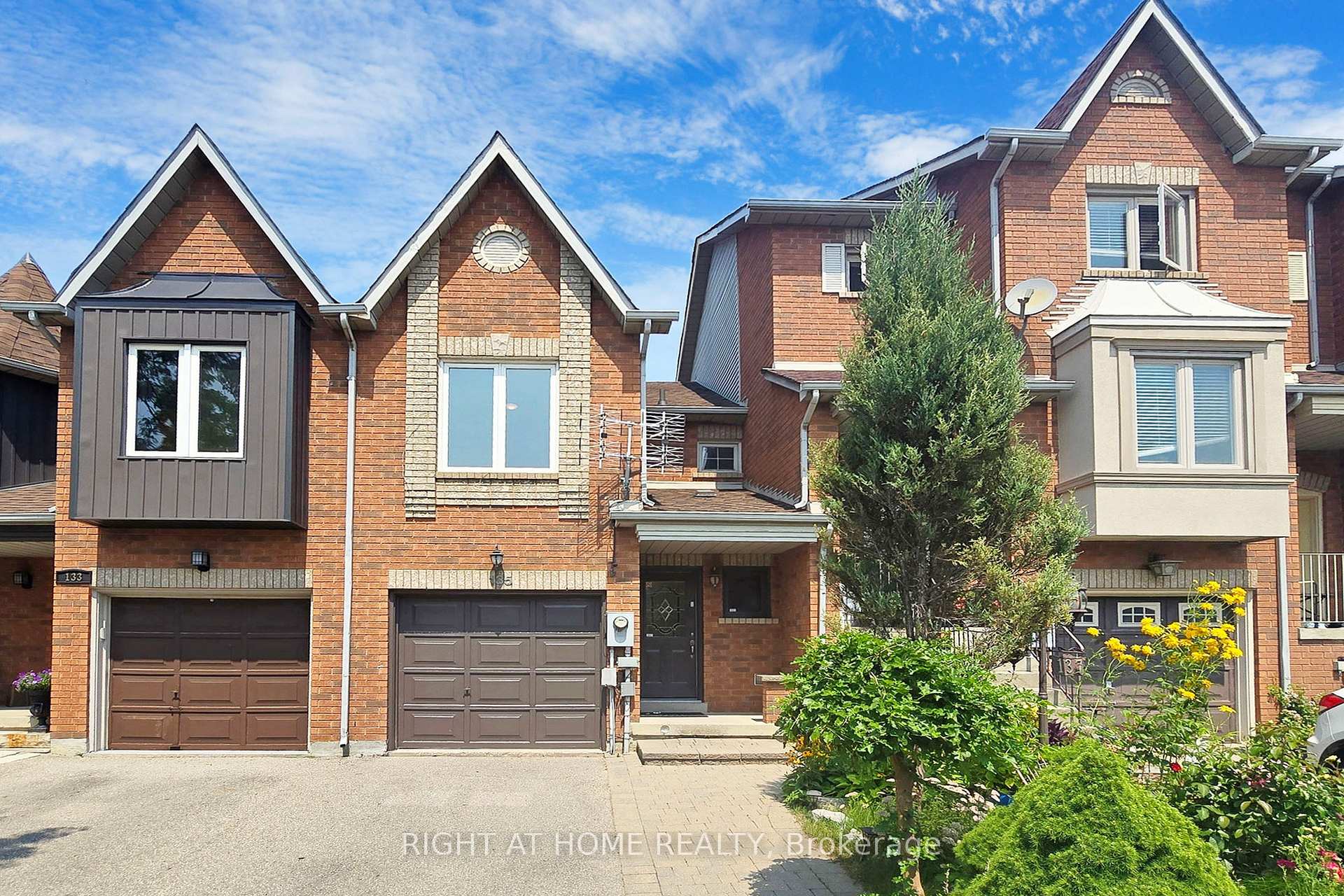 Front of 135 Kelso Crescent