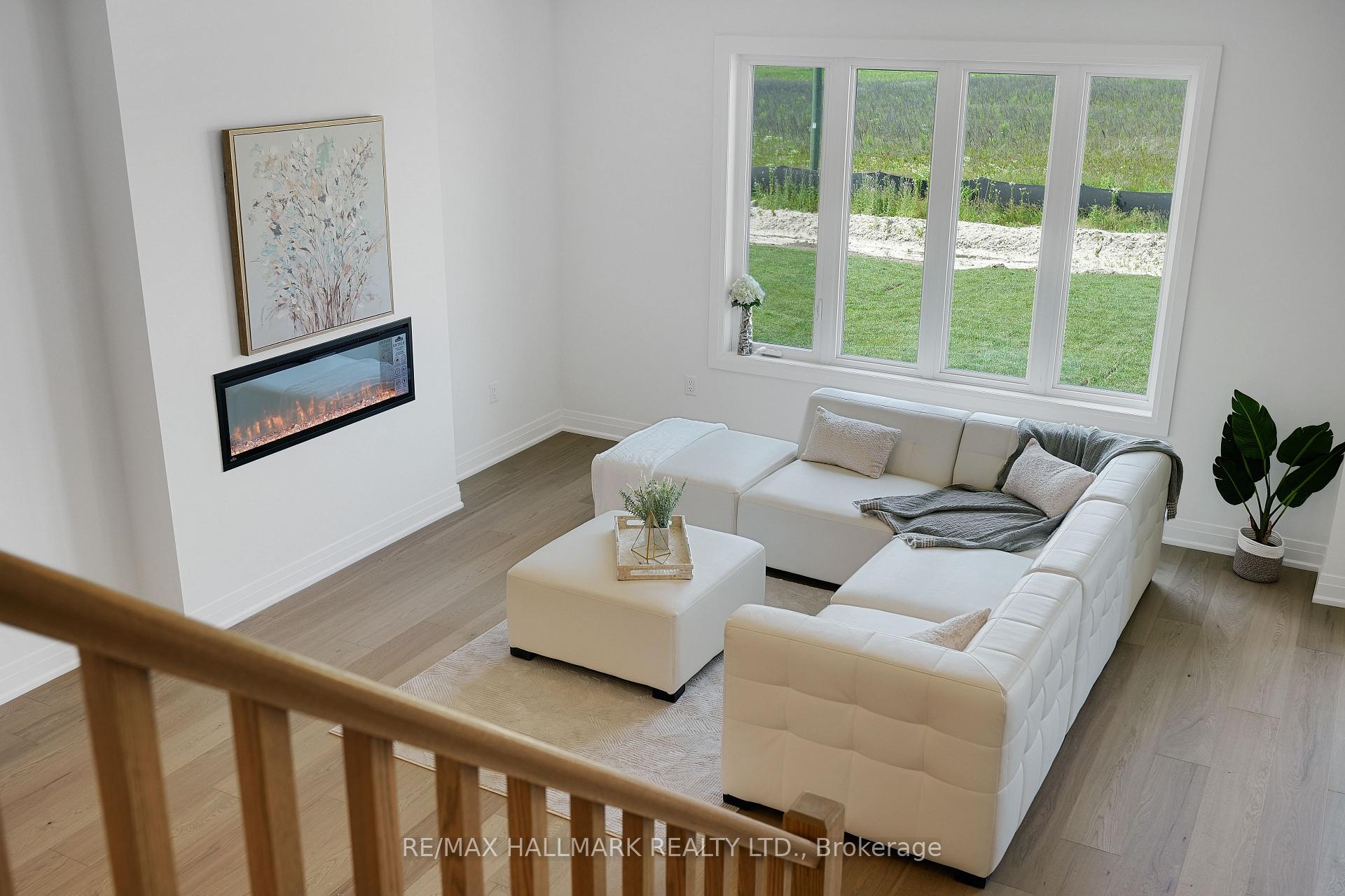 Photo 23 of 24 Yorkshire Drive, Barrie, Rural Barrie Southeast — HOMEH