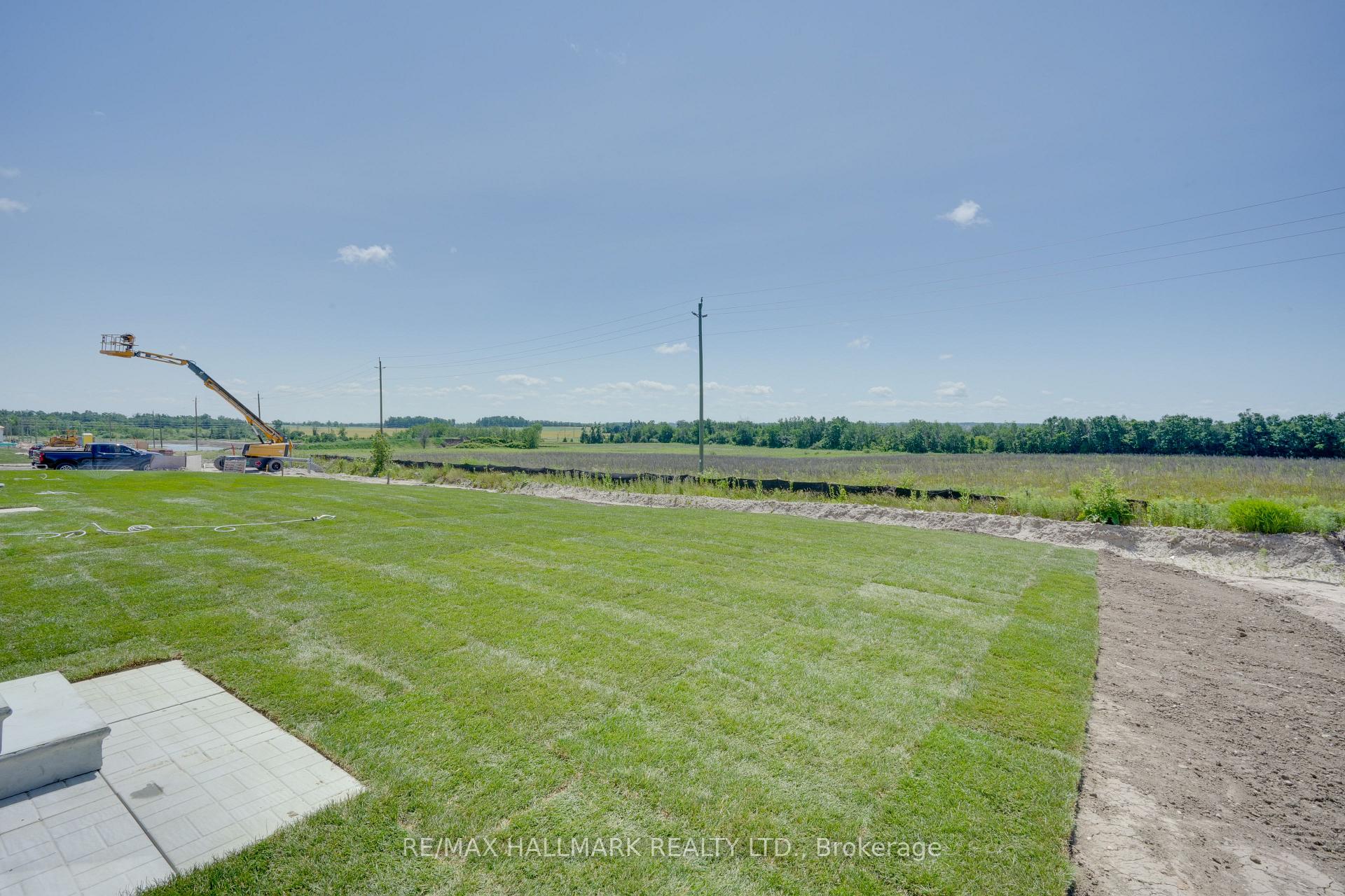 Photo 38 of 24 Yorkshire Drive, Barrie, Rural Barrie Southeast — HOMEH