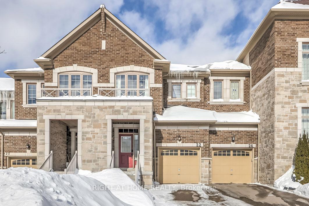 Front of 22 Rimrock Crescent