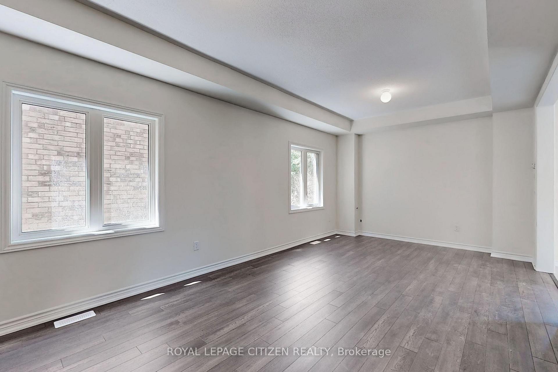 Photo 2 of 122 Hawkins Street, Georgina, Sutton & Jackson's Point — HOMEH