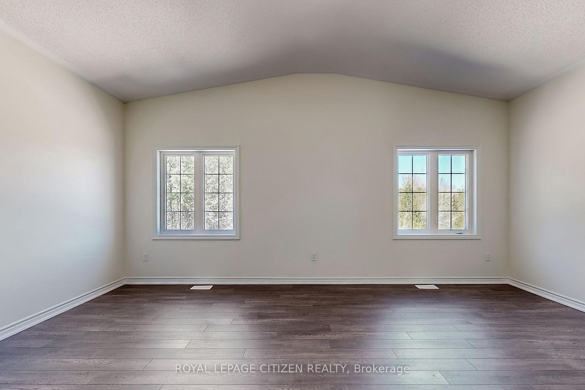 Photo 12 of 122 Hawkins Street, Georgina, Sutton & Jackson's Point — HOMEH