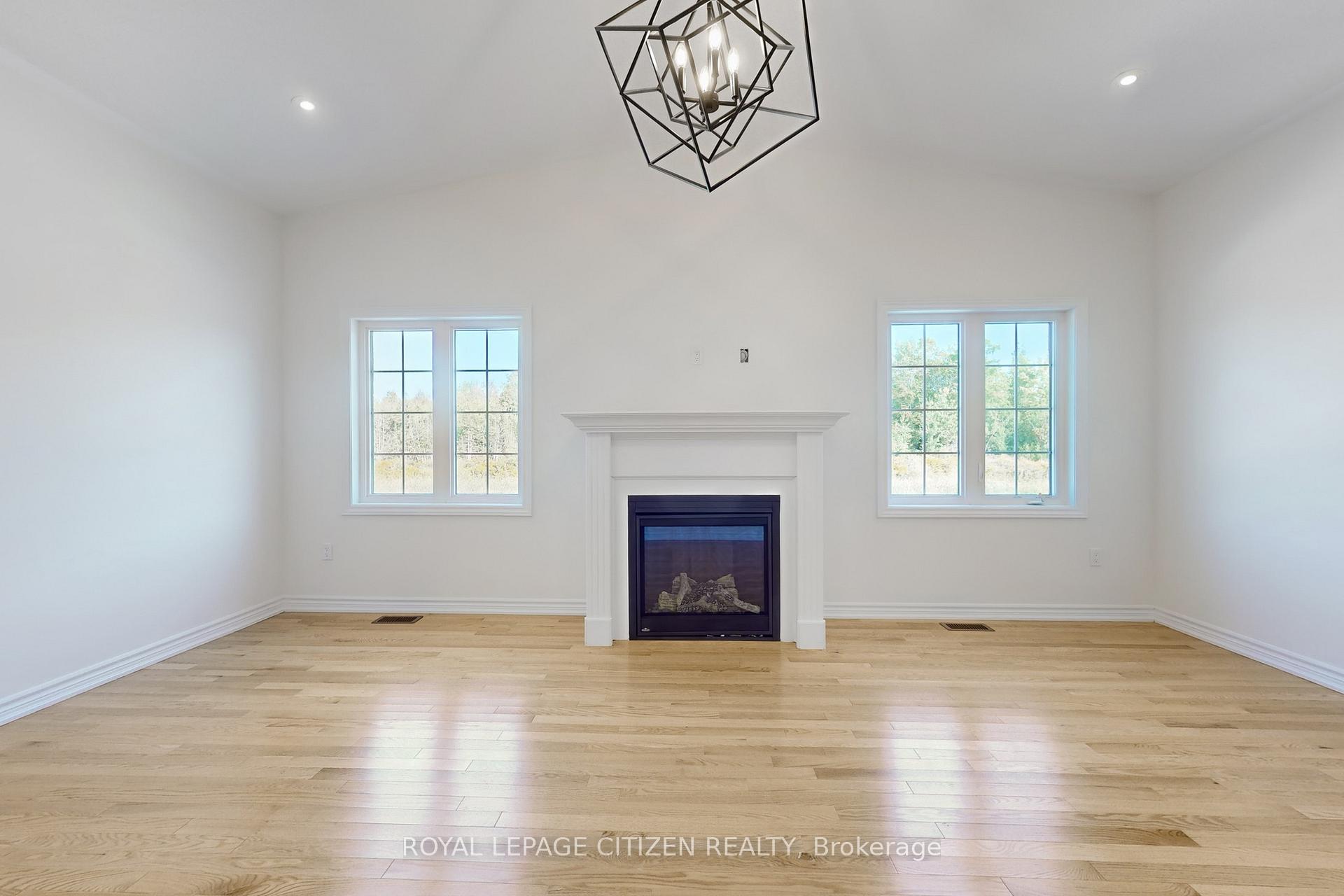 Photo 8 of 156 Hawkins Street, Georgina, Sutton & Jackson's Point — HOMEH