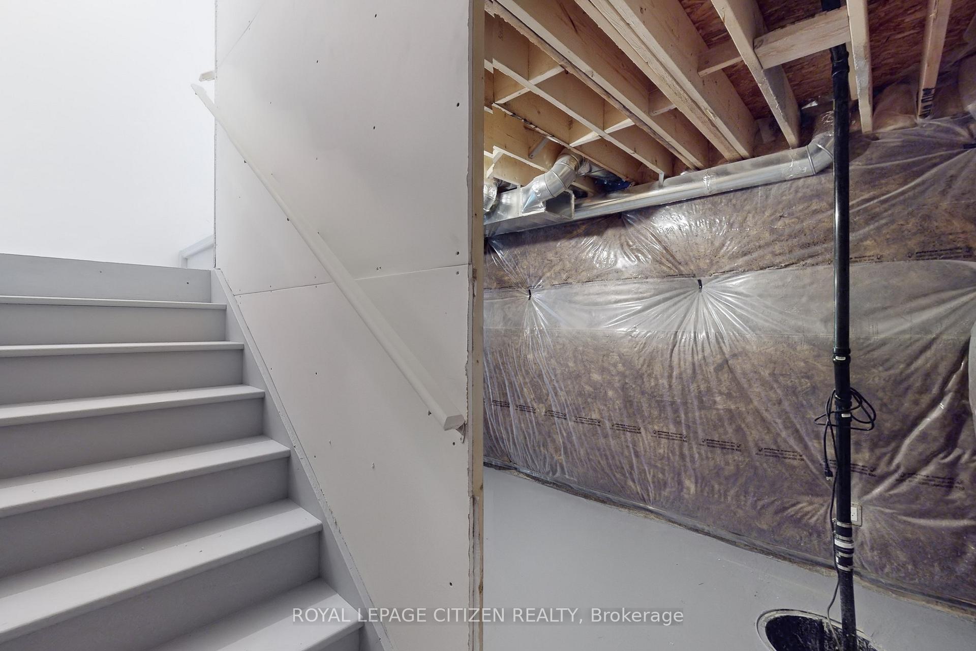 Photo 39 of 156 Hawkins Street, Georgina, Sutton & Jackson's Point — HOMEH
