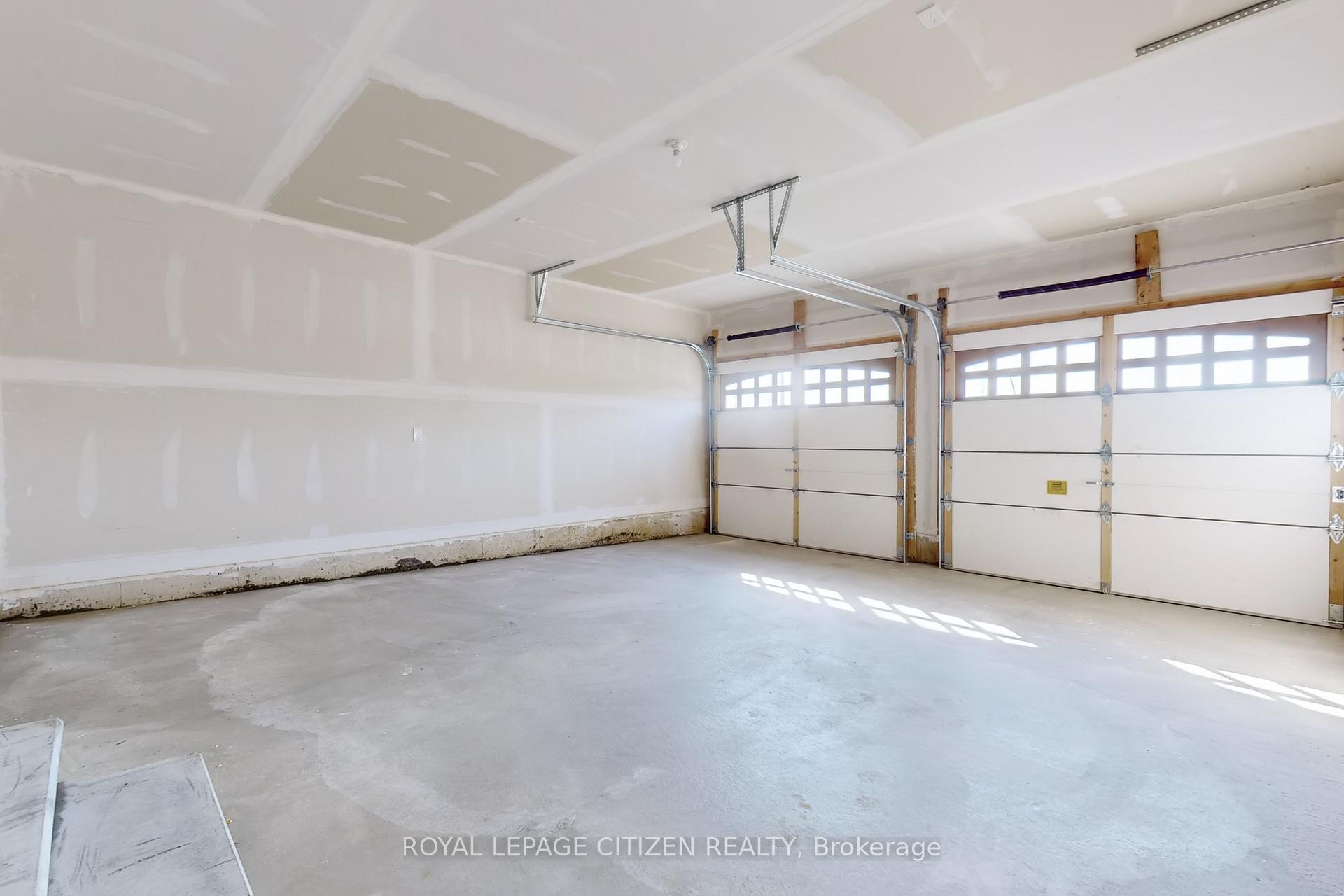 Photo 44 of 156 Hawkins Street, Georgina, Sutton & Jackson's Point — HOMEH