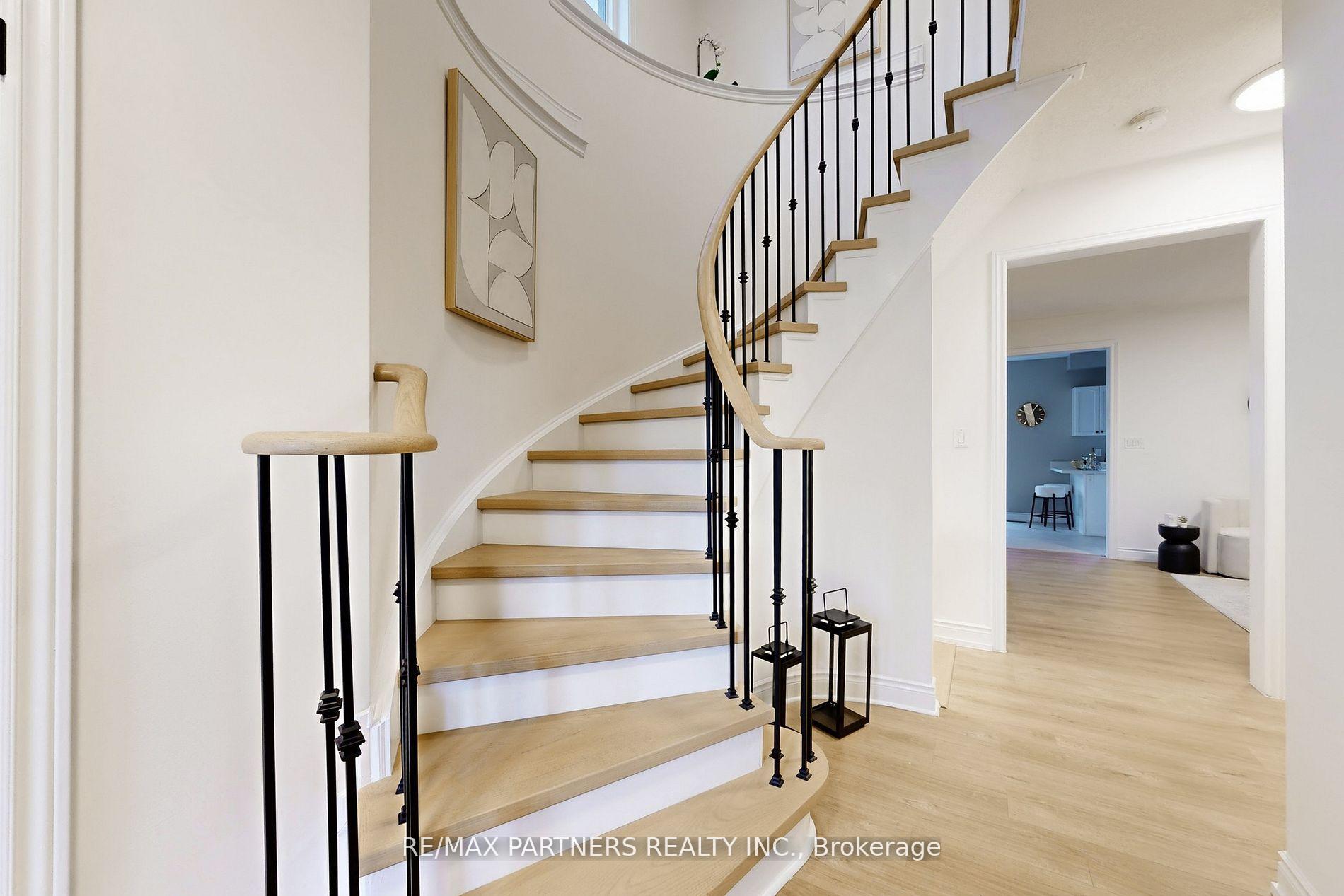 Photo 2 of 29 Robert Osprey Drive, Markham, Cathedraltown — HOMEH