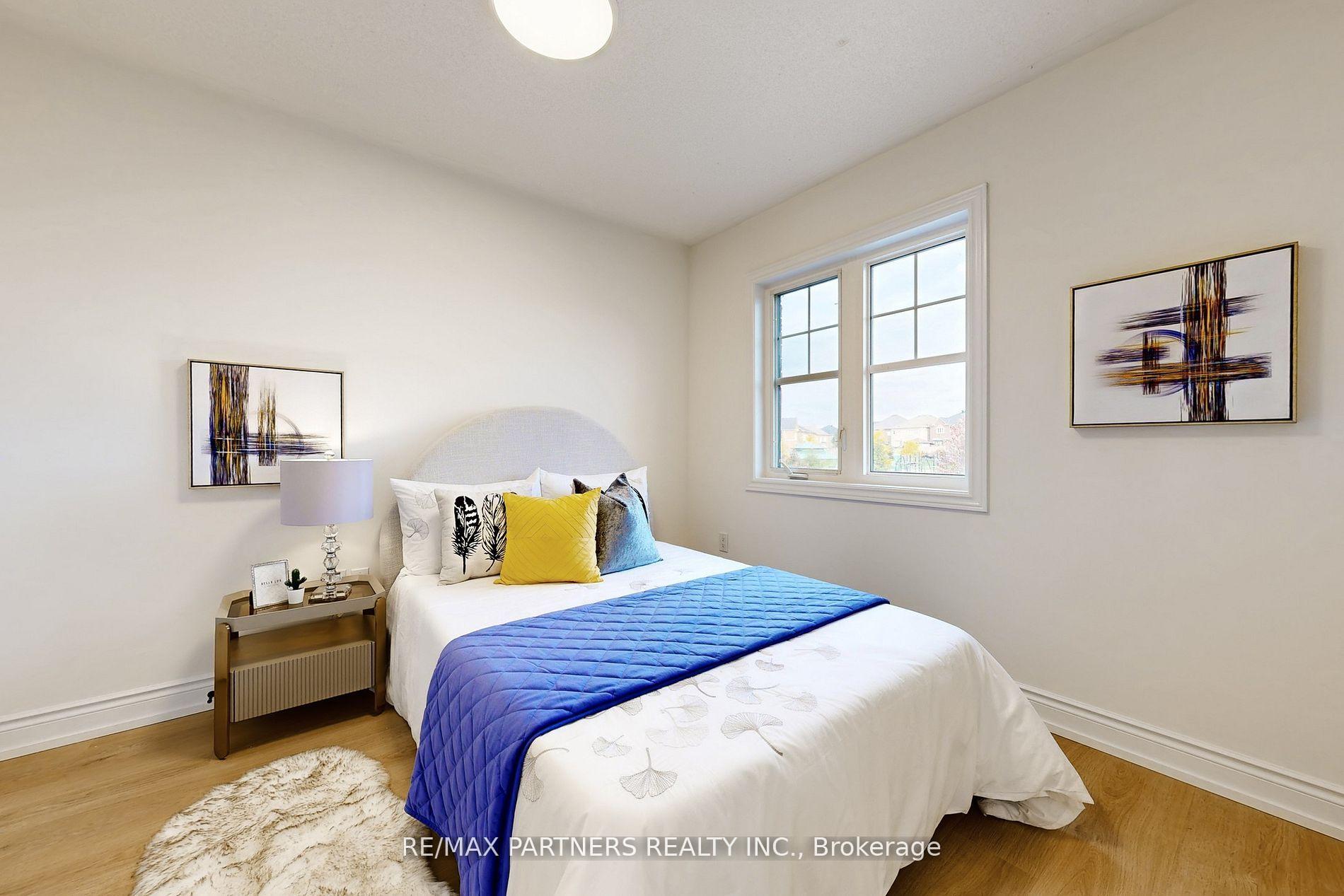 Photo 11 of 29 Robert Osprey Drive, Markham, Cathedraltown — HOMEH