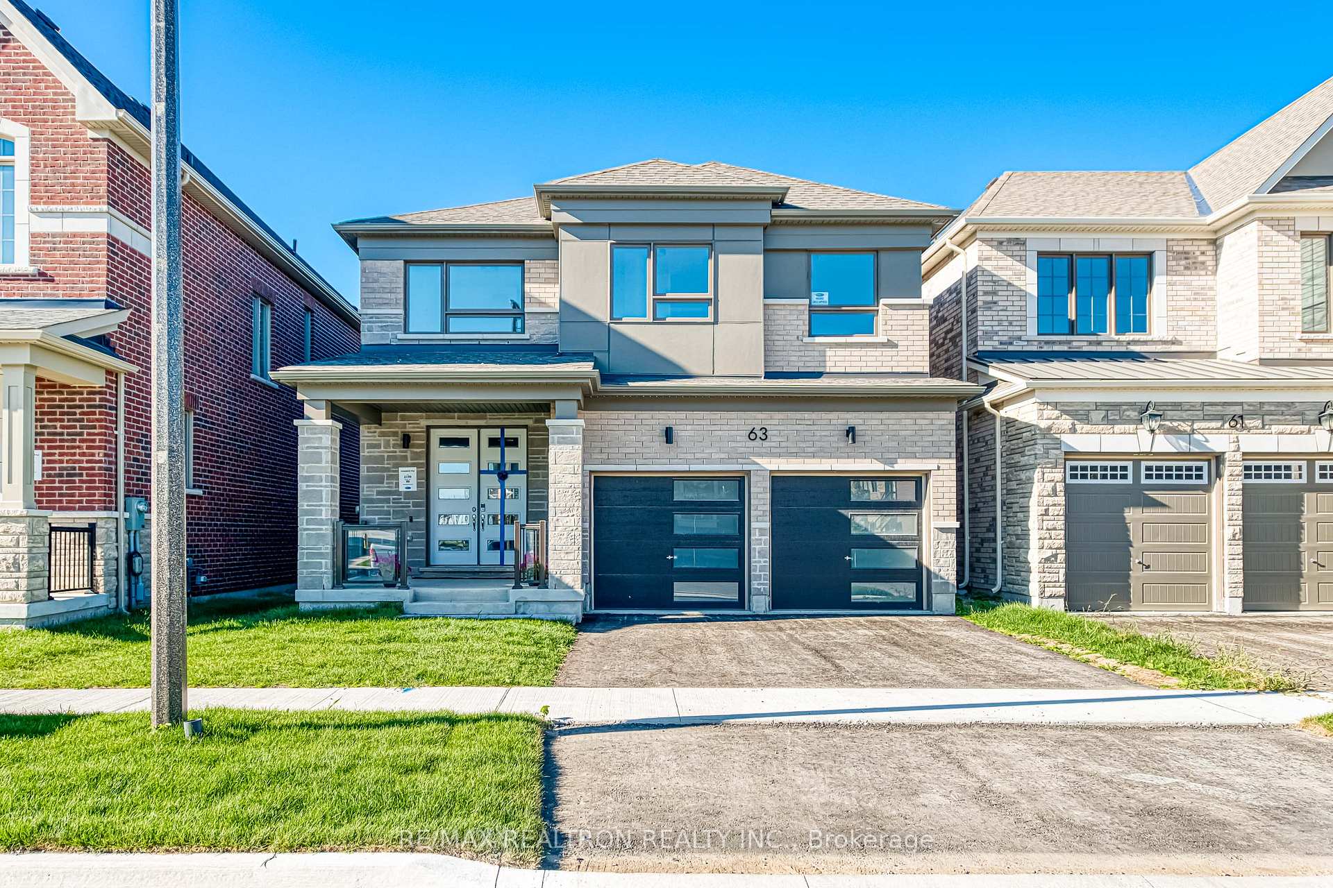 Photo 1 of 63 Greenridge Crescent, Markham, Victoria Square — HOMEH