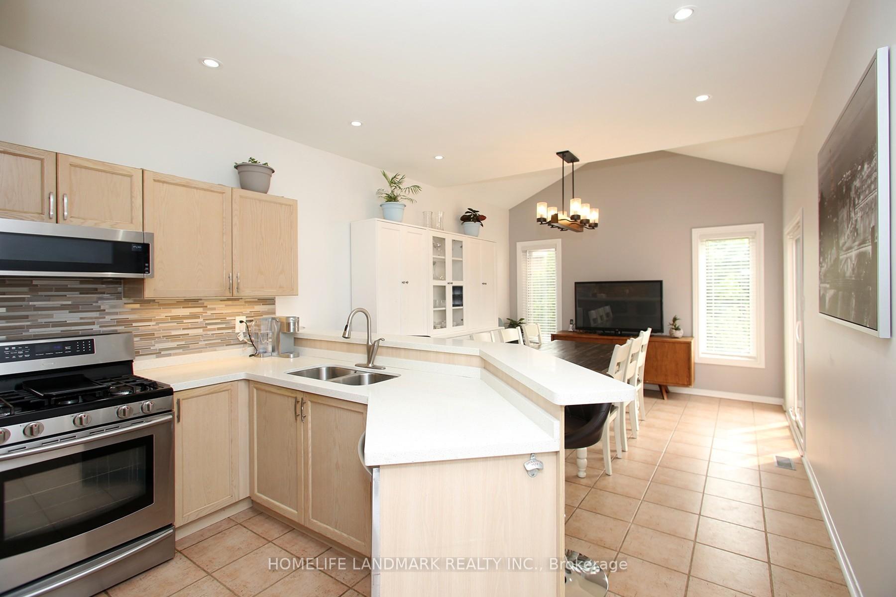 Photo 15 of 1765 Silver Maple Drive, Pickering, Amberlea — HOMEH