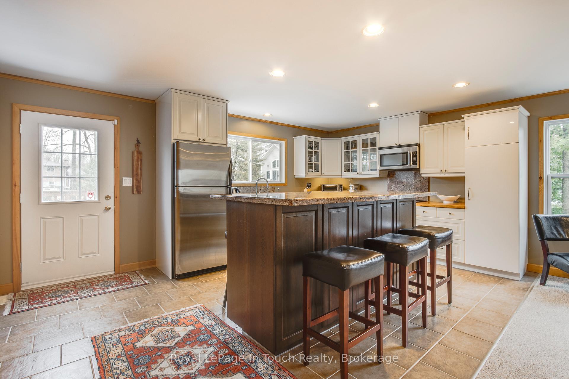 Photo 8 of 1751 Tiny Beaches Road S, Tiny, Rural Tiny — HOMEH