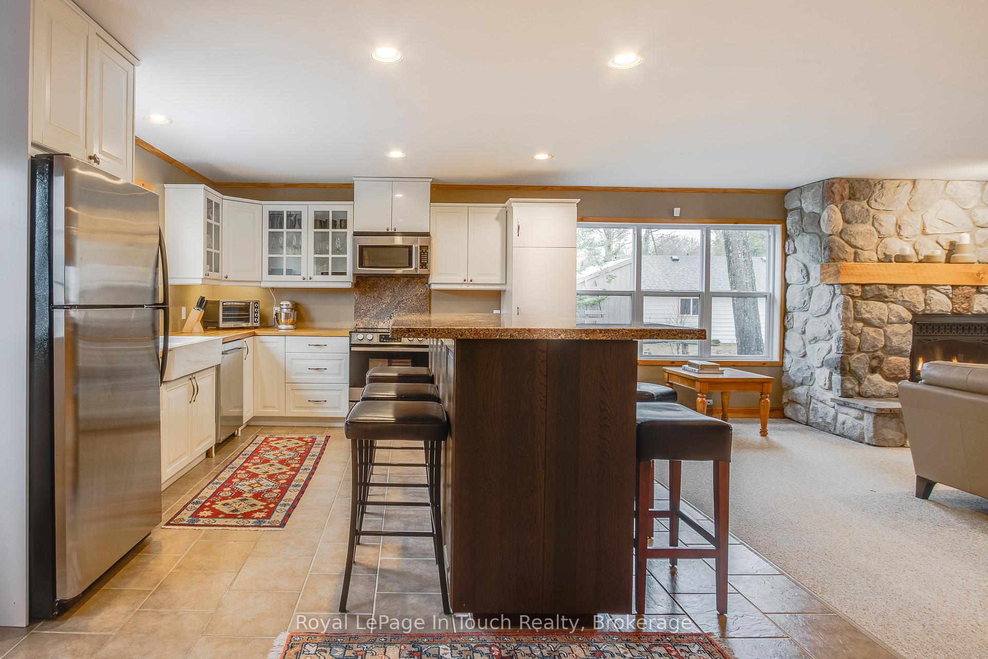 Photo 16 of 1751 Tiny Beaches Road S, Tiny, Rural Tiny — HOMEH
