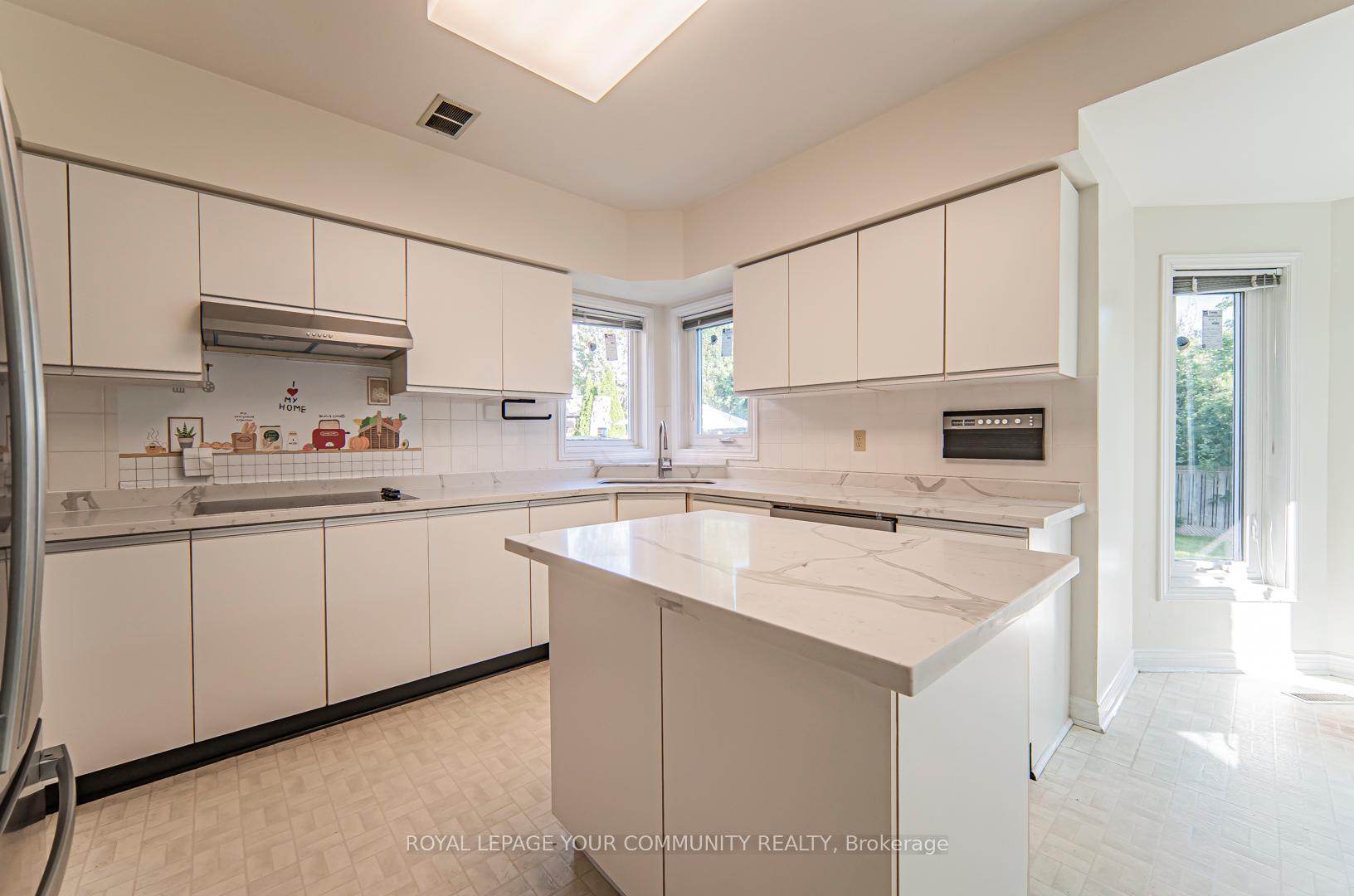 Photo 9 of 147 John Button Boulevard, Markham, Buttonville — HOMEH
