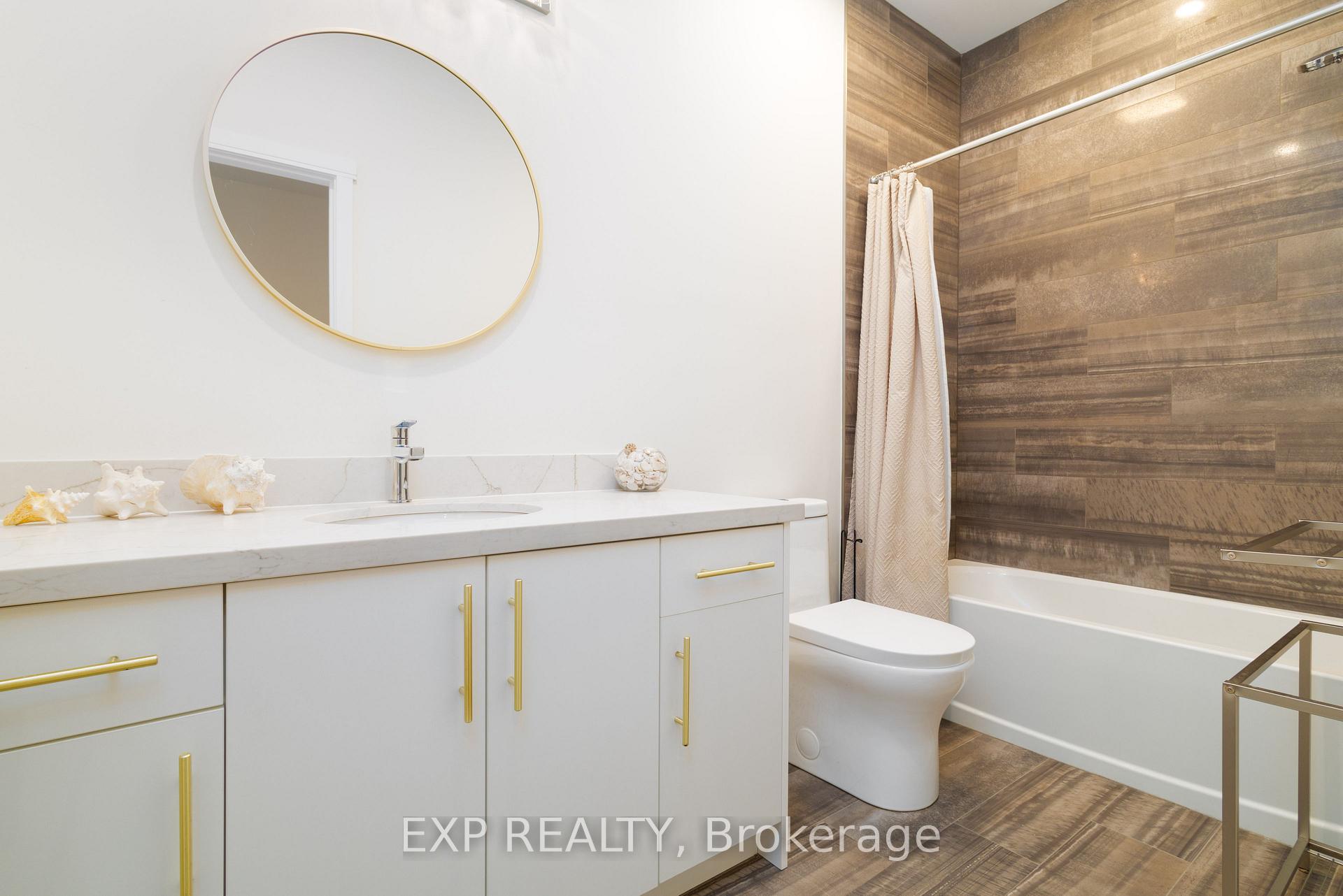 Photo 16 of 843 Trivetts Road E, Georgina, Historic Lakeshore Communities — HOMEH