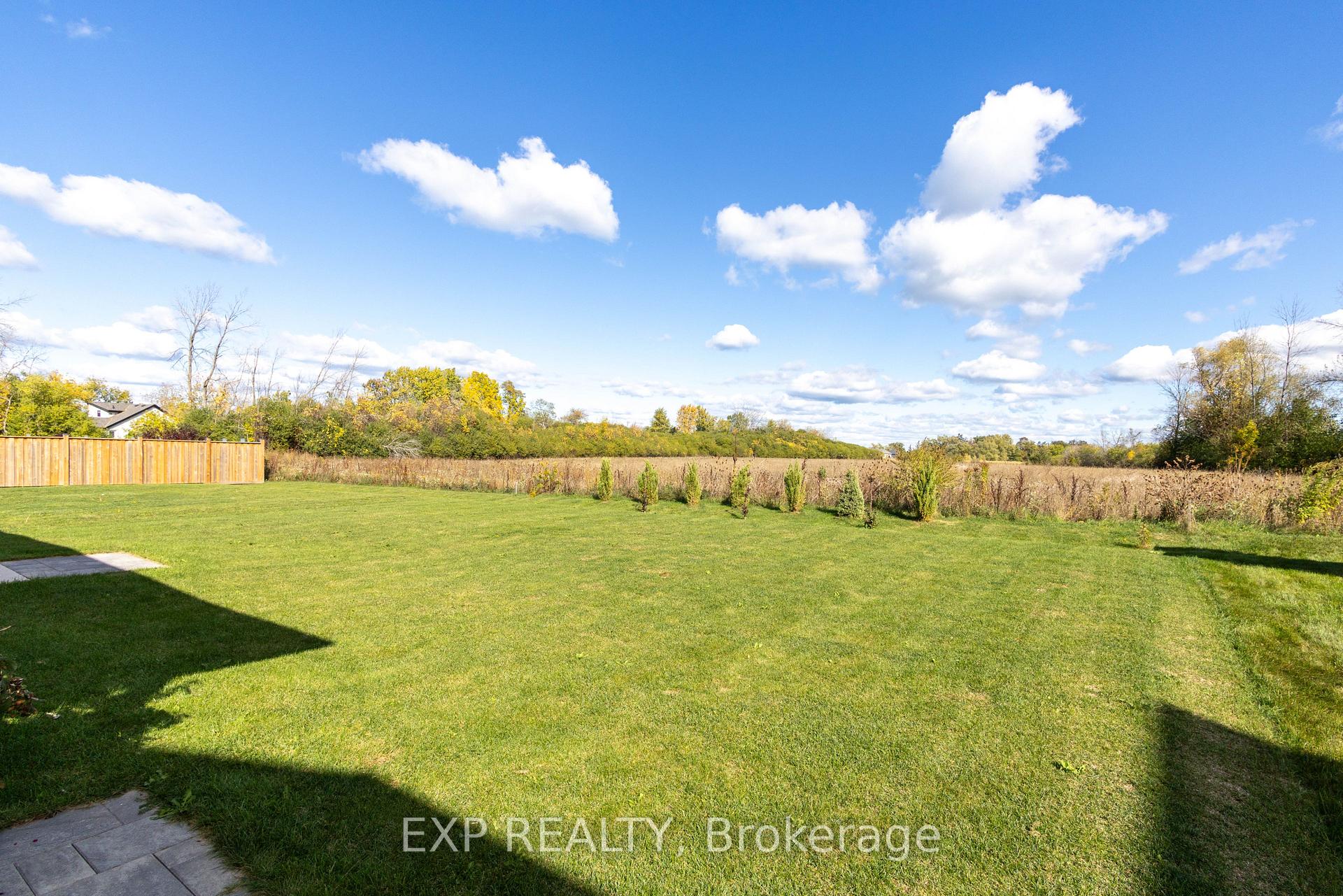 Photo 25 of 843 Trivetts Road E, Georgina, Historic Lakeshore Communities — HOMEH