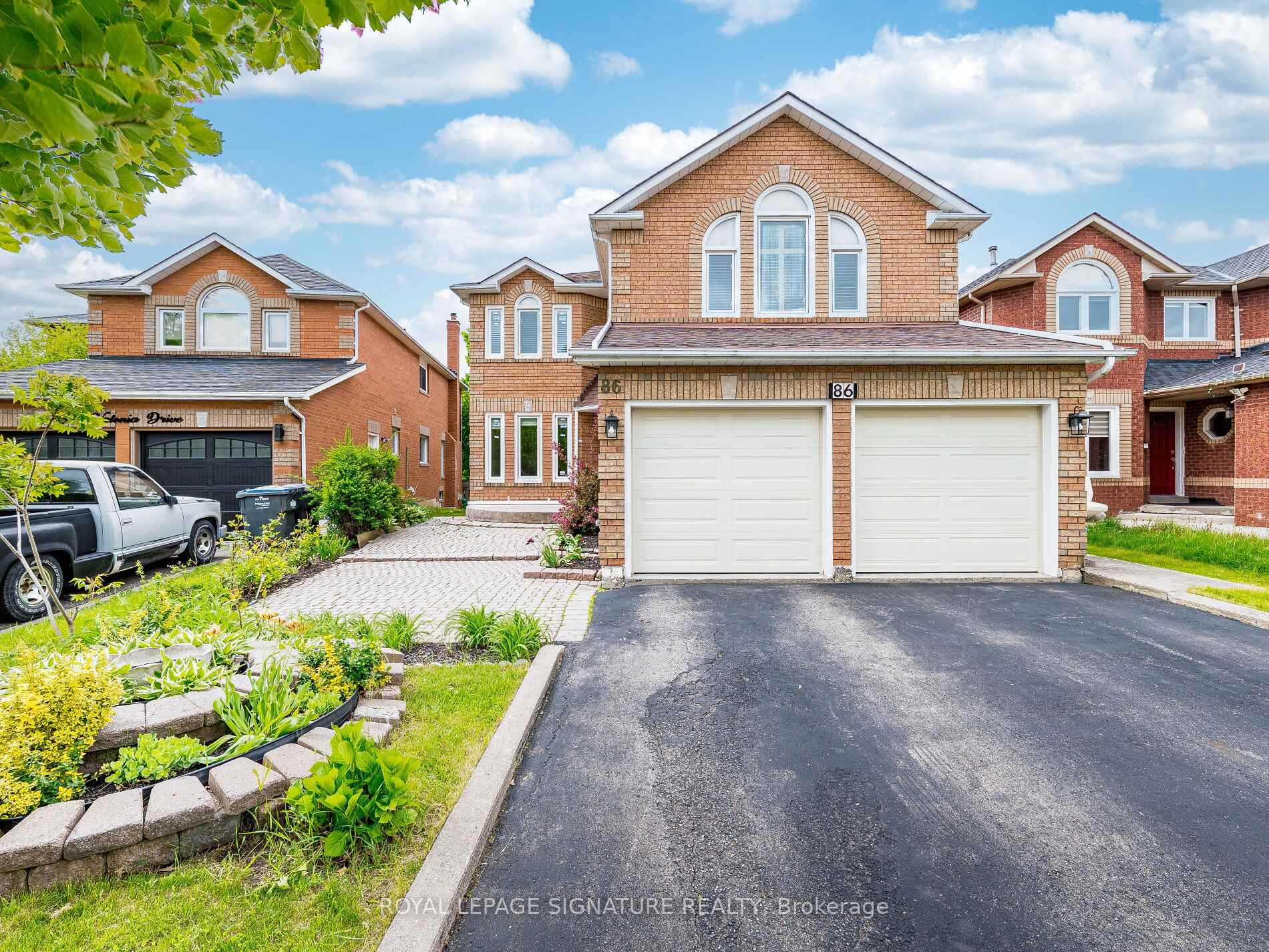 Front of 86 Valonia Drive