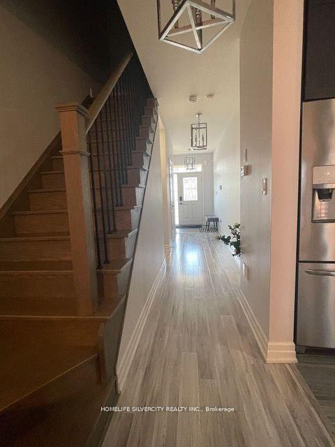 Photo 2 of 4308 Shuttleworth Drive, Niagara Falls, Chippawa — HOMEH