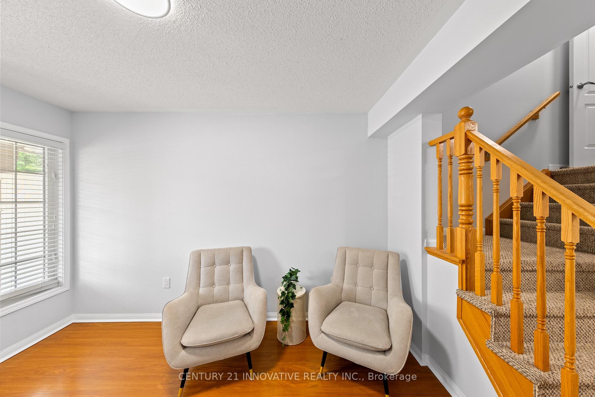 Photo 6 of 915 Hasselfeldt Heights, Milton, Coates — HOMEH