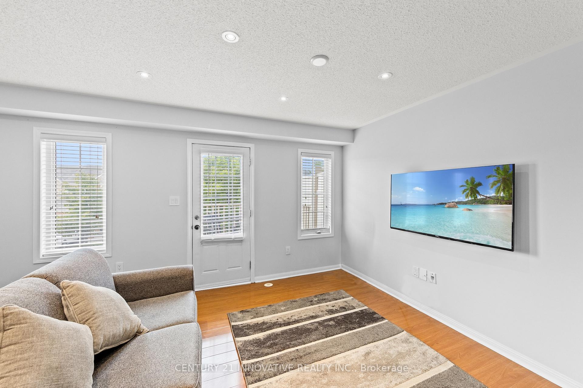 Photo 27 of 915 Hasselfeldt Heights, Milton, Coates — HOMEH